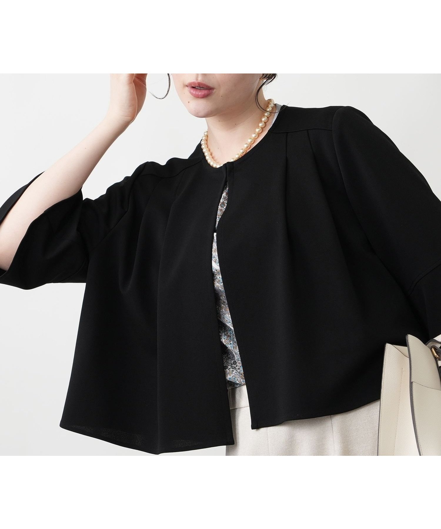 【レリアンプラスハウス/Leilian PLUS HOUSE】のジャケット インテリア・キッズ・メンズ・レディースファッション・服の通販 founy(ファウニー) 　ファッション　Fashion　レディースファッション　Fashion for Women　アウター　Coat / Outerwear Collection　レディースジャケット・軽アウター　Jackets　アクセサリー　Fashion Accessories　ウォッシャブル　Machine Washable　シンプル　Simple, Minimal　ジャケット　Jacket, Outerwear　フォーマル　Formal, Dressy　ブレスレット　Bracelet, Wristband　ポケット　Pocket, Pocket Detail　夏　Summer　無地　Plain, Solid Color　ブラック|ID: prp329100004986367 ipo3291000000037349917