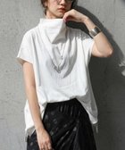 【アンティカ/antiqua】のantiqua 汗染み防止 撥水 Tシャツ レディース NA-00529 大人の最旬トレンドファッション＆コーディネート founy(ファウニー) ファッション Fashion レディースファッション Fashion for Women トップス・カットソー Cut & Sew Tops シャツ・ブラウス・オフィスカジュアル Elegant Blouses & Button-Ups ロングTシャツ・Tシャツ Longline T-Shirts & Tees 春 Spring シンプル Simple, Minimal スリーブ Sleeve, Long Sleeve / Short Sleeve バランス Balance, Style Balance フォルム Silhouette, Form フレンチ French, French Style ベーシック Basic, Essential ボトム Bottoms, Lower Wear ボトルネック Bottle Neck, Mock Neck 無地 Plain, Solid Color ワイド Wide, Wide Fit ワーク Workwear, Utility Style 夏 Summer 旅行 Travel エレガント 上品 Elegant ビジネス 仕事 通勤 Business / Work / Commuting thumbnail 03 ホワイト|ID: prp329100004986533 ipo3291000000037351361