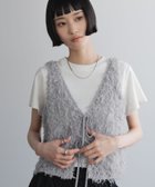 【ローリーズファーム/LOWRYS FARM】のフェザー2WAYベスト 大人の最旬トレンドファッション＆コーディネート founy(ファウニー) ファッション Fashion レディースファッション Fashion for Women アウター Coat / Outerwear Collection トップス・カットソー Cut & Sew Tops ベスト&ジレ / 重ね着スタイル Vests & Gilets おすすめ Recommended / Our Picks ガーリー Girly, Feminine Style シンプル Simple, Minimal デニム Denim, Jeans Material フェザー Feather, Feather Detail ベスト Vest, Waistcoat thumbnail グレー15|ID: prp329100004986555 ipo3291000000037351480
