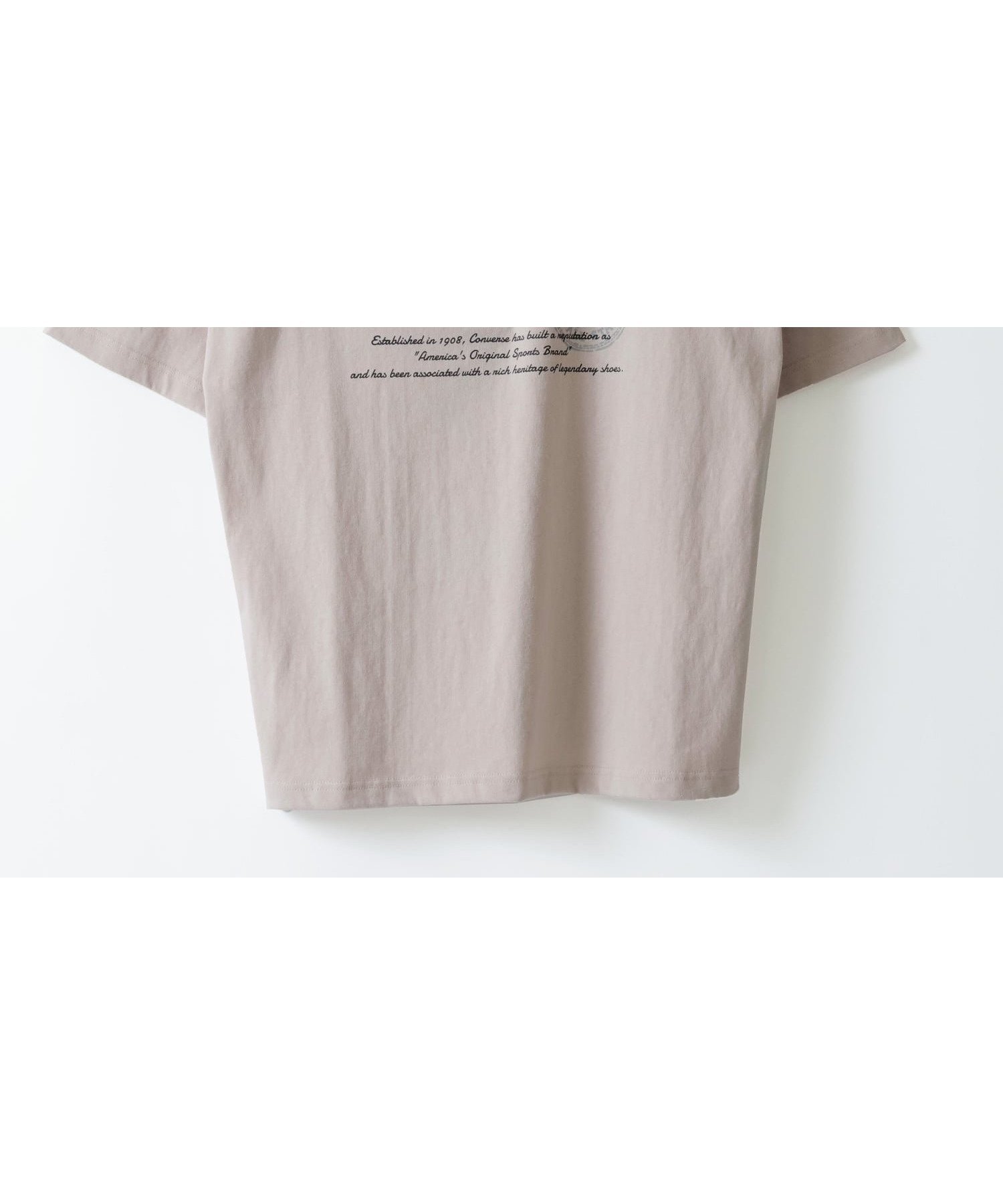 【マルカワ/MARUKAWA】のCONVERSE コンバース Tシャツ メンズ 半袖 バック プリント サガラ 刺繍 レディース ユニセックス ティーシャツ インテリア・キッズ・メンズ・レディースファッション・服の通販 founy(ファウニー) 　ファッション　Fashion　レディースファッション　Fashion for Women　トップス・カットソー　Cut & Sew Tops　シャツ・ブラウス・オフィスカジュアル　Elegant Blouses & Button-Ups　ロングTシャツ・Tシャツ　Longline T-Shirts & Tees　バッグ　Bags　アウトドア　Outdoor Clothing　春　Spring　カーゴパンツ　Cargo Pants, Utility Pants　キャップ　Cap, Baseball Cap　キャラクター　Character, Licensed Characters　サンダル　Sandals, Summer Shoes　シューズ　Shoes, Footwear　シンプル　Simple, Minimal　ジャケット　Jacket, Outerwear　スタンダード　Standard, Basic　ストライプ　Stripe, Striped Pattern　スニーカー　Sneakers, Trainers　スポーツ　Sports, Activewear　スラックス　Slacks, Dress Pants　センター　Center, Center Line　デニム　Denim, Jeans Material　トレンド　Trend, Trending Now　定番　Standard, Basic Item　人気　Popular, Best Seller　ビッグ　Big, Oversized　フレア　Flare, Flared　フロント　Front, Front Design　ブルゾン　Blouson, Bomber Jacket　プリント　Print, Printed Pattern　ピンク柄A|ID: prp329100004986560 ipo3291000000037351527