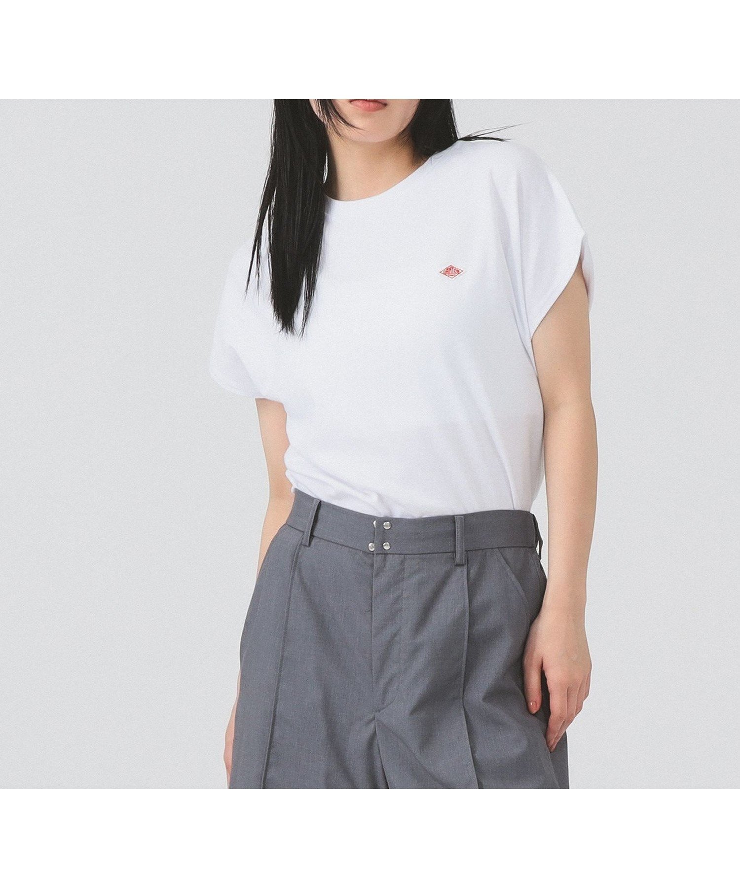 【ビームス ウイメン/BEAMS】の【WEB限定】DANTON / ドルマン スリーブ Tシャツ インテリア・キッズ・メンズ・レディースファッション・服の通販 founy(ファウニー) 　ファッション　Fashion　レディースファッション　Fashion for Women　トップス・カットソー　Cut & Sew Tops　シャツ・ブラウス・オフィスカジュアル　Elegant Blouses & Button-Ups　ロングTシャツ・Tシャツ　Longline T-Shirts & Tees　シンプル　Simple, Minimal　スリーブ　Sleeve, Long Sleeve / Short Sleeve　バランス　Balance, Style Balance　フランス　France, French　フレア　Flare, Flared　フレンチ　French, French Style　半袖　Short Sleeve, Half Sleeve　リラックス　Relax, Relaxed Fit　ワイド　Wide, Wide Fit　ワーク　Workwear, Utility Style　WHITE|ID: prp329100004986567 ipo3291000000037351584