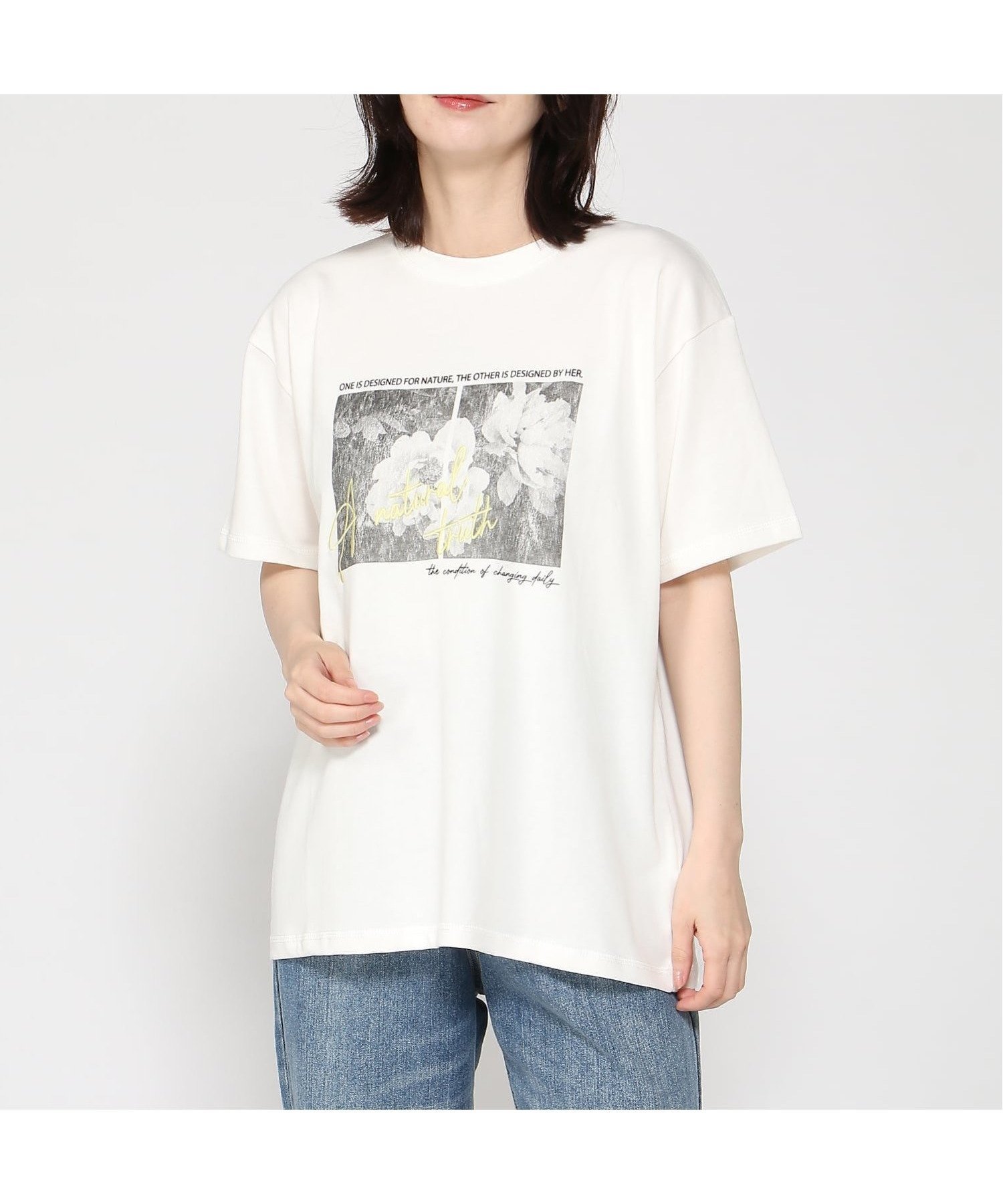 【インタープラネット/INTERPLANET】のフォトプリント 刺繍ロゴTシャツ インテリア・キッズ・メンズ・レディースファッション・服の通販 founy(ファウニー) 　ファッション　Fashion　レディースファッション　Fashion for Women　トップス・カットソー　Cut & Sew Tops　シャツ・ブラウス・オフィスカジュアル　Elegant Blouses & Button-Ups　ロングTシャツ・Tシャツ　Longline T-Shirts & Tees　ショルダー　Shoulder, Shoulder Strap　シンプル　Simple, Minimal　ドロップ　Drop Shoulder, Dropped Style　プリント　Print, Printed Pattern　ベーシック　Basic, Essential　ボトム　Bottoms, Lower Wear　リラックス　Relax, Relaxed Fit　オフホワイト|ID: prp329100004986594 ipo3291000000037351775