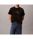 【カルバンクライン/Calvin Klein】の【公式ショップ】 カルバンクライン ショートスリーブ20SモノグラムTシャツ Calvin Klein Jeans 4RG832G 大人の最旬トレンドファッション＆コーディネート founy(ファウニー) ファッション Fashion レディースファッション Fashion for Women トップス・カットソー Cut & Sew Tops シャツ・ブラウス・オフィスカジュアル Elegant Blouses & Button-Ups ロングTシャツ・Tシャツ Longline T-Shirts & Tees ウォッシュ Washed Finish ショート Short, Short Length ジーンズ Jeans, Denim Pants スリーブ Sleeve, Long Sleeve / Short Sleeve フィット Fit, Slim Fit プリント Print, Printed Pattern レギュラー Regular, Standard Fit ヴィンテージ Vintage Style thumbnail ブラック_UB1|ID: prp329100004986599 ipo3291000000037351801