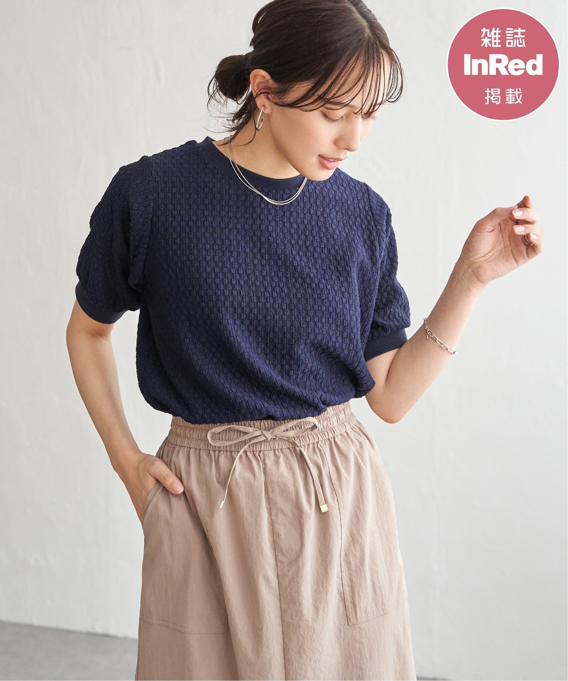 【イッカ/ikka】の【雑誌InRed6月号掲載】幾何学柄ジャカード半袖プルオーバー 【親子コーデ】 インテリア・キッズ・メンズ・レディースファッション・服の通販 founy(ファウニー) 　雑誌掲載アイテム　Magazine Picks & Fashion Features　ファッション雑誌　Fashion Magazines　インレッド　InRed　ファッション　Fashion　レディースファッション　Fashion for Women　トップス・カットソー　Cut & Sew Tops　カジュアルプルオーバー・ニットトップス　Pullovers & Knit Tops / Casual Pullovers　6月号　June Issue, Jun. Edition　おすすめ　Recommended / Our Picks　インナー　Innerwear　シンプル　Simple, Minimal　ジャカード／ジャガード　Jacquard, Woven Pattern　タンク　Tank Top, Sleeveless Top　半袖　Short Sleeve, Half Sleeve　雑誌　Magazine, Fashion Magazine　ネイビーブルー|ID: prp329100004986610 ipo3291000000037351857