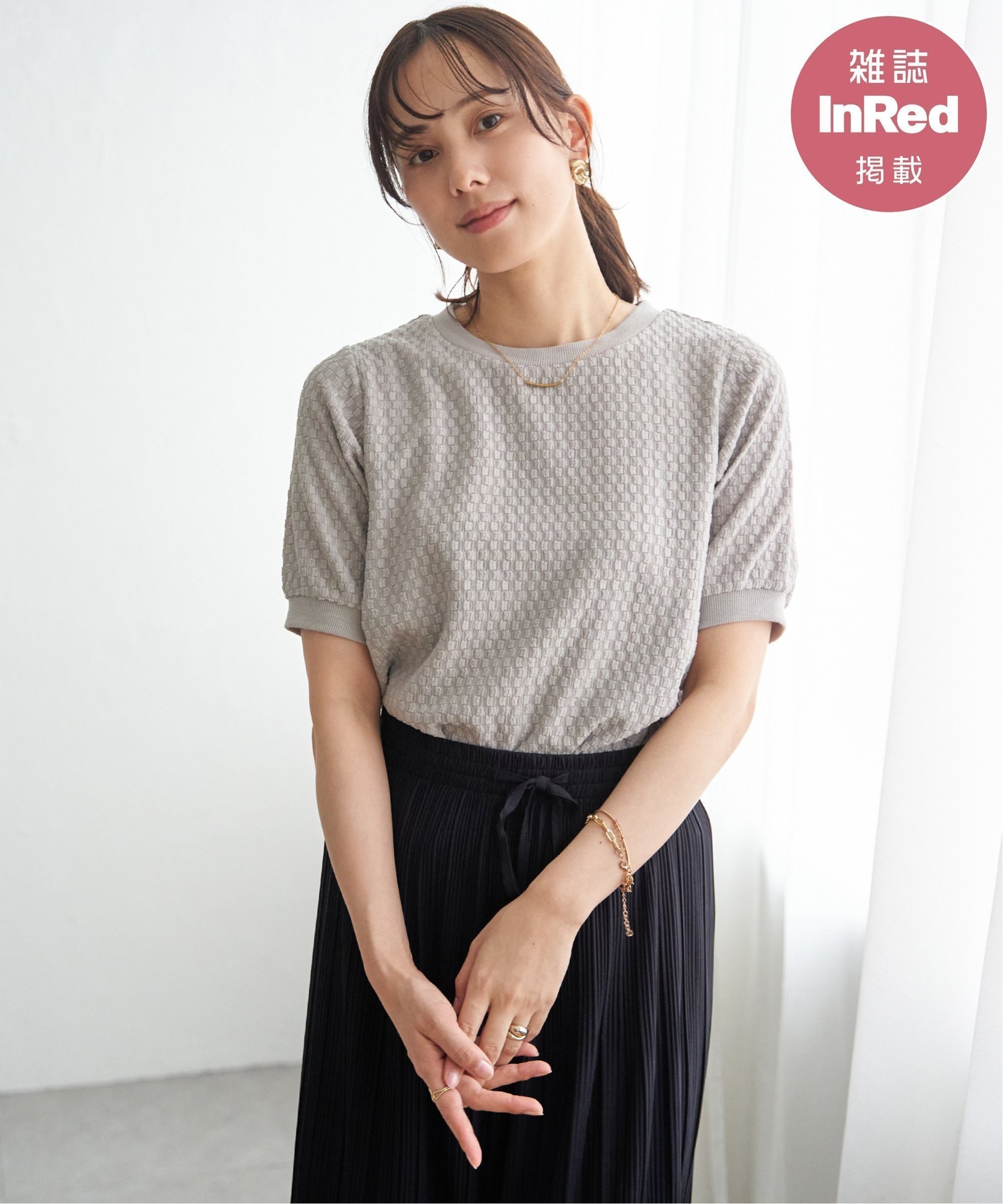 【イッカ/ikka】の【雑誌InRed6月号掲載】幾何学柄ジャカード半袖プルオーバー 【親子コーデ】 インテリア・キッズ・メンズ・レディースファッション・服の通販 founy(ファウニー) 　雑誌掲載アイテム　Magazine Picks & Fashion Features　ファッション雑誌　Fashion Magazines　インレッド　InRed　ファッション　Fashion　レディースファッション　Fashion for Women　トップス・カットソー　Cut & Sew Tops　カジュアルプルオーバー・ニットトップス　Pullovers & Knit Tops / Casual Pullovers　6月号　June Issue, Jun. Edition　おすすめ　Recommended / Our Picks　インナー　Innerwear　シンプル　Simple, Minimal　ジャカード／ジャガード　Jacquard, Woven Pattern　タンク　Tank Top, Sleeveless Top　半袖　Short Sleeve, Half Sleeve　雑誌　Magazine, Fashion Magazine　グレージュ|ID: prp329100004986610 ipo3291000000037351858