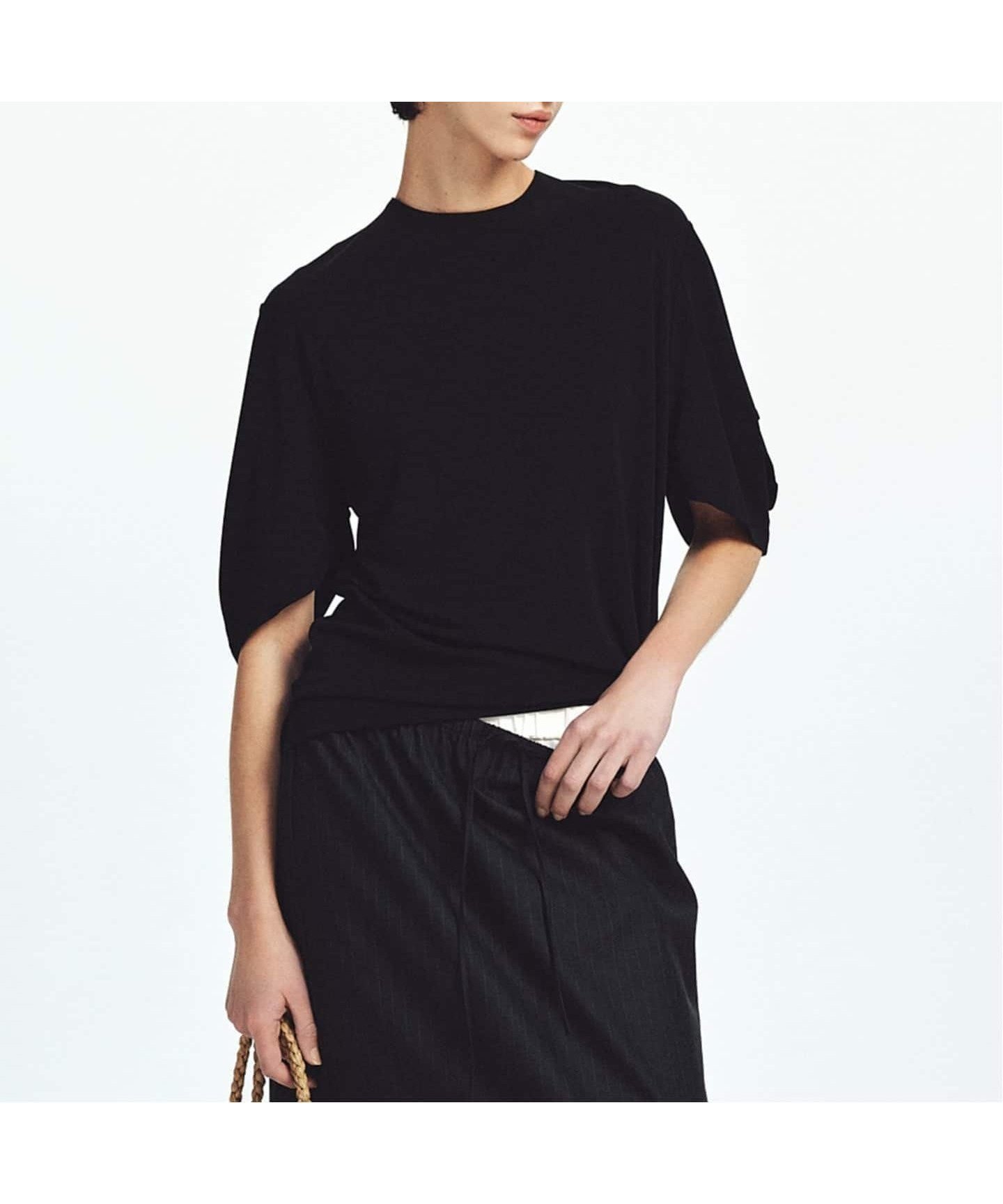 【プラージュ/Plage】のNEPLA. / ネプラ SLIT SLEEVE TEEシャツ インテリア・キッズ・メンズ・レディースファッション・服の通販 founy(ファウニー) 　ファッション　Fashion　レディースファッション　Fashion for Women　トップス・カットソー　Cut & Sew Tops　シャツ・ブラウス・オフィスカジュアル　Elegant Blouses & Button-Ups　カットソー　Cut and Sewn Top　クラシック　Classic, Timeless Style　スリーブ　Sleeve, Long Sleeve / Short Sleeve　ドレープ　Drape, Draping Fabric　別注　Limited Edition, Custom Order　モダン　Modern, Contemporary　エレガント 上品　Elegant　ブラック|ID: prp329100004986616 ipo3291000000037351880