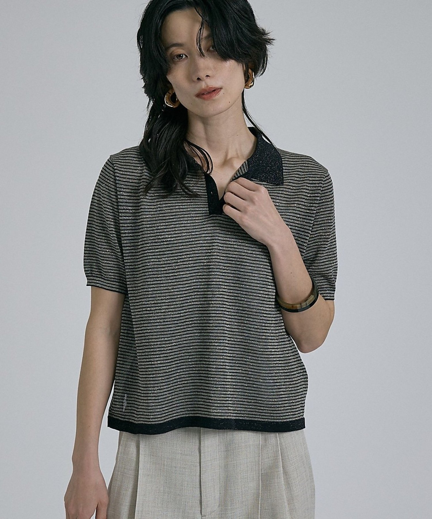 【カリテ/qualite】のラメポロニットTシャツ インテリア・キッズ・メンズ・レディースファッション・服の通販 founy(ファウニー) 　ファッション　Fashion　レディースファッション　Fashion for Women　トップス・カットソー　Cut & Sew Tops　ニット　Knit Tops & Sweaters　シャツ・ブラウス・オフィスカジュアル　Elegant Blouses & Button-Ups　ロングTシャツ・Tシャツ　Longline T-Shirts & Tees　おすすめ　Recommended / Our Picks　なめらか　Smooth, Silky Texture　インナー　Innerwear　コンパクト　Compact, Small Size　シンプル　Simple, Minimal　ジャケット　Jacket, Outerwear　バランス　Balance, Style Balance　リラックス　Relax, Relaxed Fit　ワイド　Wide, Wide Fit　エレガント 上品　Elegant　その他|ID: prp329100004986623 ipo3291000000037351922