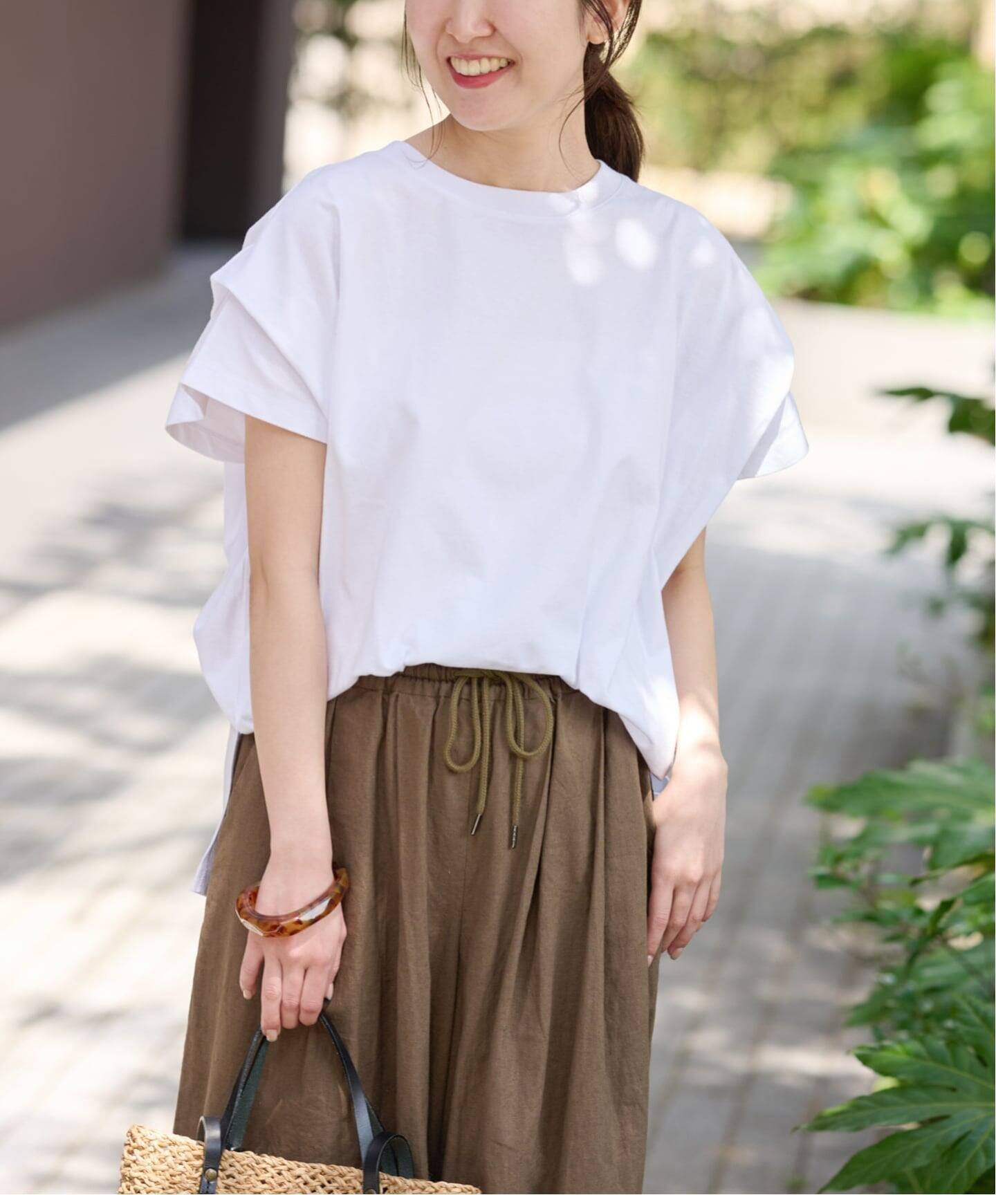 【ジャーナルスタンダード レリューム/JOURNAL STANDARD relume】の《追加2》ショルダータックルーズプルオーバー インテリア・キッズ・メンズ・レディースファッション・服の通販 founy(ファウニー) 　ファッション　Fashion　レディースファッション　Fashion for Women　トップス・カットソー　Cut & Sew Tops　カジュアルプルオーバー・ニットトップス　Pullovers & Knit Tops / Casual Pullovers　2026年　2026　2026春夏・S/S　Spring/Summer 2026 SS26　ショルダー　Shoulder, Shoulder Strap　スタイリッシュ　Stylish, Fashionable　ルーズ　Loose, Oversized　ホワイト|ID: prp329100004986630 ipo3291000000037351956