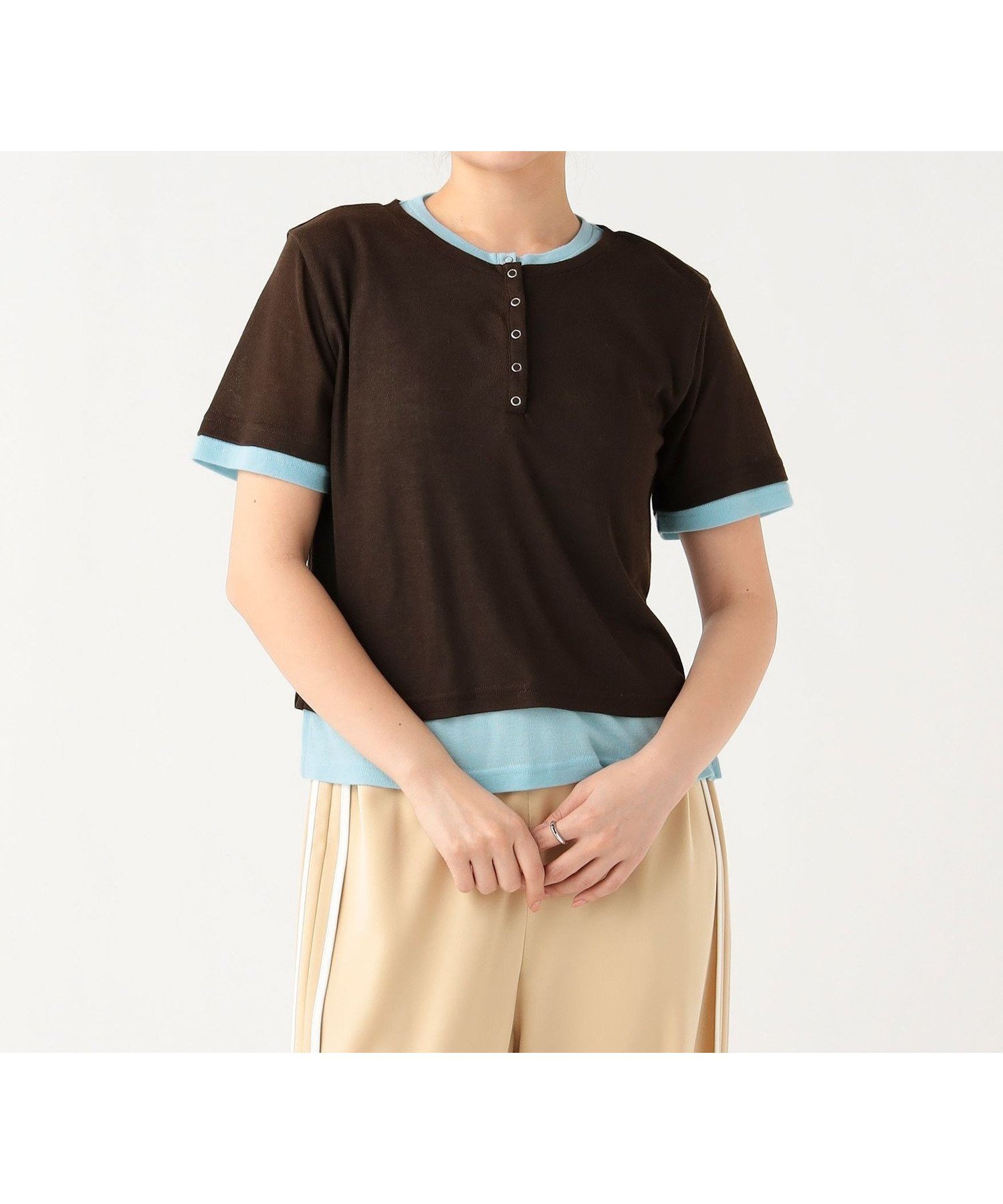 【ビームス ハート/BEAMS HEART】のヘンリーネック レイヤード プルオーバー 26SS ウォッシャブル トレンド インテリア・キッズ・メンズ・レディースファッション・服の通販 founy(ファウニー) 　ファッション　Fashion　レディースファッション　Fashion for Women　トップス・カットソー　Cut & Sew Tops　カジュアルプルオーバー・ニットトップス　Pullovers & Knit Tops / Casual Pullovers　インナー　Innerwear　ウォッシャブル　Machine Washable　カットソー　Cut and Sewn Top　今季　This Season, Current Season　シアー　Sheer, See-Through　スタイリッシュ　Stylish, Fashionable　デニム　Denim, Jeans Material　トレンド　Trend, Trending Now　ドッキング　Docking, Mixed Material　バランス　Balance, Style Balance　フィット　Fit, Slim Fit　フロント　Front, Front Design　ワイド　Wide, Wide Fit　2026年　2026　2026春夏・S/S　Spring/Summer 2026 SS26　BROWN|ID: prp329100004986638 ipo3291000000037351994