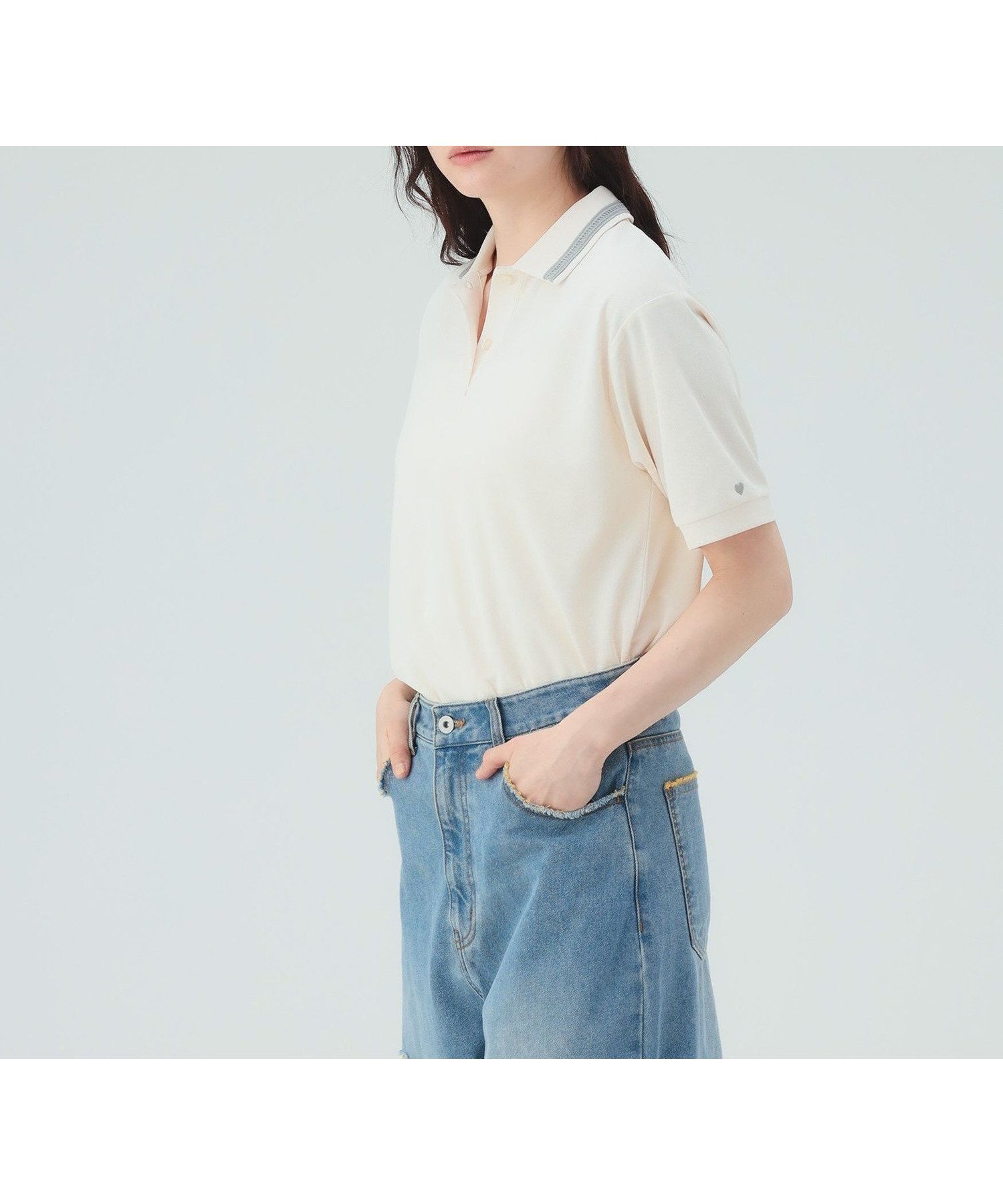 【ビームス ハート/BEAMS HEART】の配色 レース ポロシャツ 26SS ウォッシャブル インテリア・キッズ・メンズ・レディースファッション・服の通販 founy(ファウニー) 　ファッション　Fashion　レディースファッション　Fashion for Women　トップス・カットソー　Cut & Sew Tops　シャツ・ブラウス・オフィスカジュアル　Elegant Blouses & Button-Ups　ポロシャツ・きれいめカジュアル　Smart-Casual Polo Tops　2026年　2026　2026春夏・S/S　Spring/Summer 2026 SS26　ウォッシャブル　Machine Washable　スラックス　Slacks, Dress Pants　デニム　Denim, Jeans Material　フェミニン　Feminine, Girly　ポロシャツ　Polo Shirt, Collared Tee　モダン　Modern, Contemporary　レース　Lace, Lace Fabric　エレガント 上品　Elegant　OFF WHITE|ID: prp329100004986639 ipo3291000000037352000