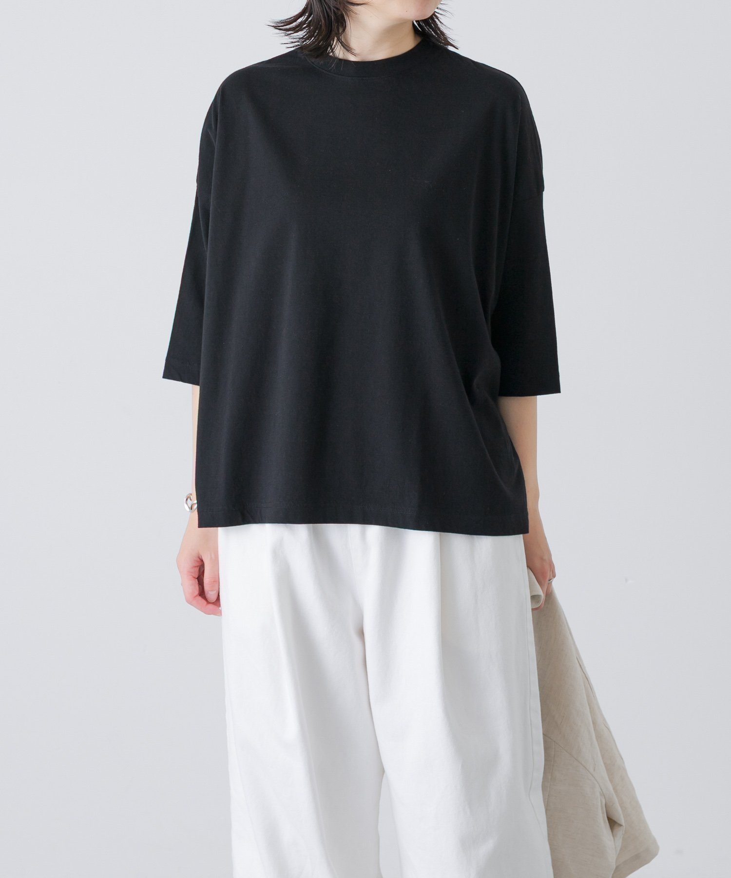【かぐれ/kagure / URBAN RESEARCH】のワイド6分袖プルオーバー インテリア・キッズ・メンズ・レディースファッション・服の通販 founy(ファウニー) 　ファッション　Fashion　レディースファッション　Fashion for Women　トップス・カットソー　Cut & Sew Tops　カジュアルプルオーバー・ニットトップス　Pullovers & Knit Tops / Casual Pullovers　コンパクト　Compact, Small Size　ドレープ　Drape, Draping Fabric　ワイド　Wide, Wide Fit　S/S・春夏　SS, Spring/Summer, Warm Season　夏　Summer　エレガント 上品　Elegant　2026年　2026　2026春夏・S/S　Spring/Summer 2026 SS26　スミクロ|ID: prp329100004986650 ipo3291000000037352060