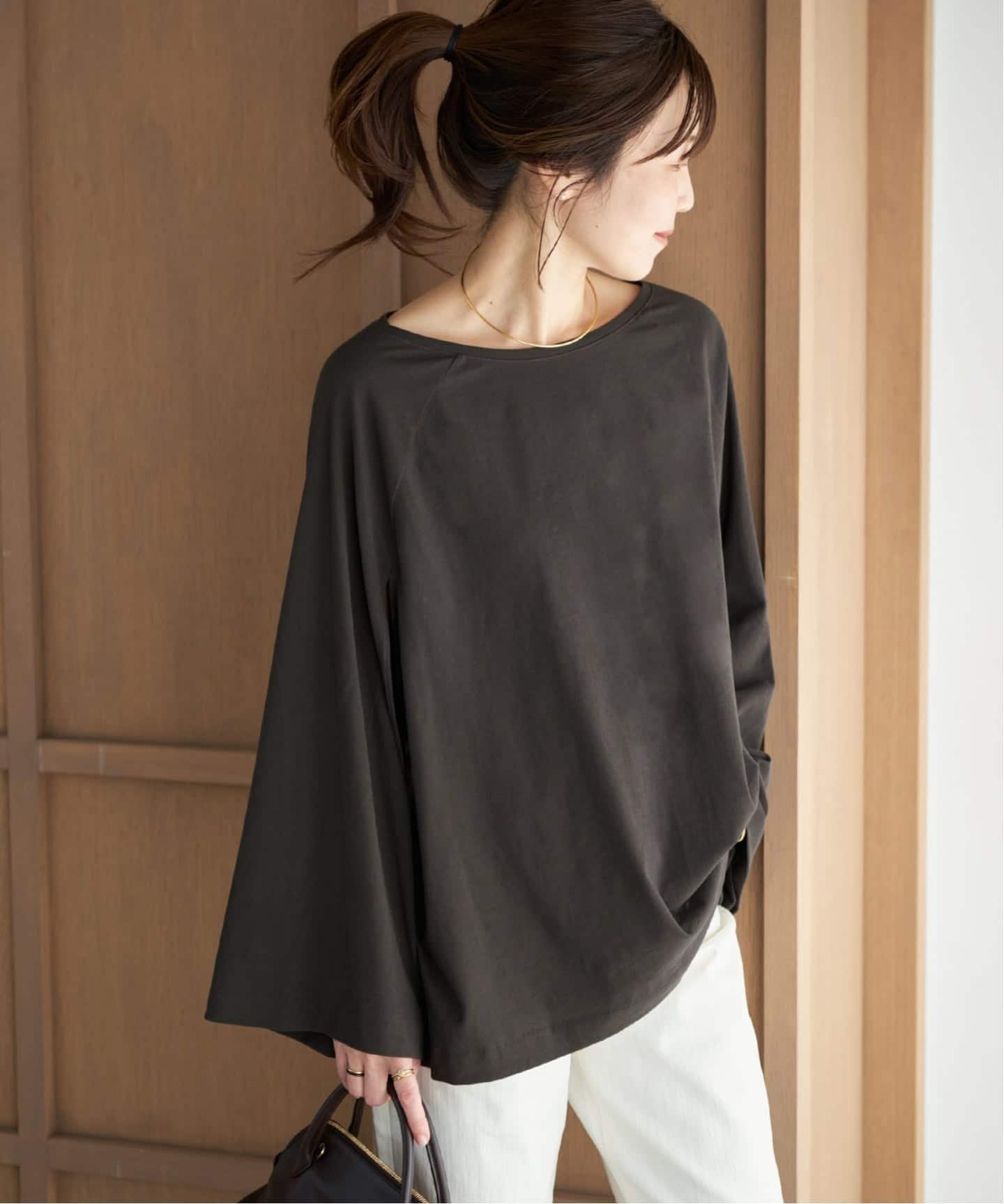 【プラージュ/Plage】のPoncho TEEシャツ インテリア・キッズ・メンズ・レディースファッション・服の通販 founy(ファウニー) 　ファッション　Fashion　レディースファッション　Fashion for Women　トップス・カットソー　Cut & Sew Tops　シャツ・ブラウス・オフィスカジュアル　Elegant Blouses & Button-Ups　エレガント 上品　Elegant　フォルム　Silhouette, Form　ポンチョ　Poncho, Cape Style　グレー|ID: prp329100004986653 ipo3291000000037352070
