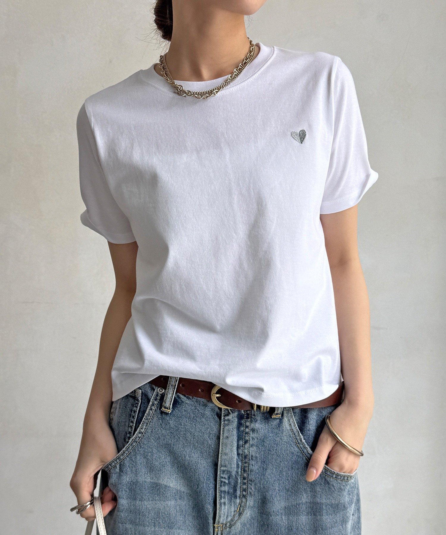 【ドゥドゥ/DouDou】の【WEB限定】ラメハート刺繍TEE インテリア・キッズ・メンズ・レディースファッション・服の通販 founy(ファウニー) 　ファッション　Fashion　レディースファッション　Fashion for Women　インナー　Innerwear　シンプル　Simple, Minimal　ジャケット　Jacket, Outerwear　スマート　Smart, Elegant　バランス　Balance, Style Balance　S/S・春夏　SS, Spring/Summer, Warm Season　再入荷　Restock / Back in Stock　夏　Summer　2026年　2026　2026春夏・S/S　Spring/Summer 2026 SS26　オフホワイト|ID: prp329100004986655 ipo3291000000037352078