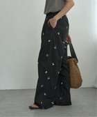 【ノッチ/notch】の花柄刺繍イージーパンツ 大人の最旬トレンドファッション＆コーディネート founy(ファウニー) ファッション Fashion レディースファッション Fashion for Women パンツ Pants & Trousers おすすめ Recommended / Our Picks キャミソール Camisole, Spaghetti Strap Top サテン Satin, Glossy Fabric シンプル Simple, Minimal タンク Tank Top, Sleeveless Top トレンド Trend, Trending Now リラックス Relax, Relaxed Fit ワイド Wide, Wide Fit 今季 This Season, Current Season thumbnail ブラック|ID: prp329100004986668 ipo3291000000037352860