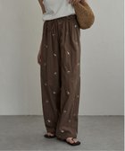 【ノッチ/notch】の花柄刺繍イージーパンツ 大人の最旬トレンドファッション＆コーディネート founy(ファウニー) ファッション Fashion レディースファッション Fashion for Women パンツ Pants & Trousers おすすめ Recommended / Our Picks キャミソール Camisole, Spaghetti Strap Top サテン Satin, Glossy Fabric シンプル Simple, Minimal タンク Tank Top, Sleeveless Top トレンド Trend, Trending Now リラックス Relax, Relaxed Fit ワイド Wide, Wide Fit 今季 This Season, Current Season thumbnail ブラウン|ID: prp329100004986668 ipo3291000000037352861