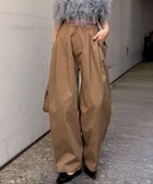 【ラナン/Ranan】のRanan/カーブシルエットサイドタックパンツ 大人の最旬トレンドファッション＆コーディネート founy(ファウニー) ファッション Fashion レディースファッション Fashion for Women パンツ Pants & Trousers ギャザー Gathered, Ruffled ジャケット Jacket, Outerwear ツイル Twist, Twisted Detail トレンド Trend, Trending Now 定番 Standard, Basic Item フィット Fit, Slim Fit フロント Front, Front Design ポケット Pocket, Pocket Detail リラックス Relax, Relaxed Fit ロング Long, Long-Length 再入荷 Restock / Back in Stock おすすめ Recommended / Our Picks エレガント 上品 Elegant thumbnail BE|ID: prp329100004986674 ipo3291000000037352903
