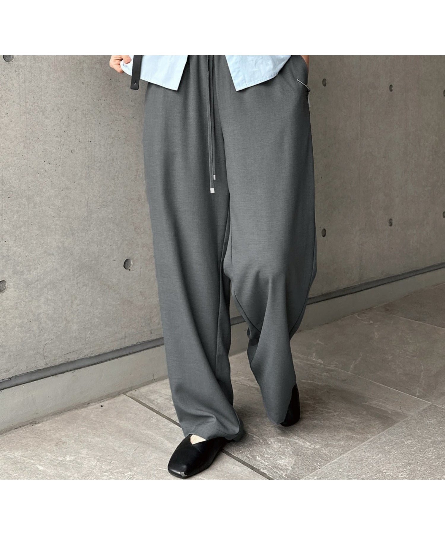 【アンドミー/andme】のとろみ イージー ワイド パンツ インテリア・キッズ・メンズ・レディースファッション・服の通販 founy(ファウニー) ファッション Fashion レディースファッション Fashion for Women パンツ Pants & Trousers シルバー Silver, Metallic Silver ストレッチ Stretch, Stretchy Fabric とろみ Fluid, Flowy Fabric ポケット Pocket, Pocket Detail 楽ちん Easy Fit, Comfortable ワイド Wide, Wide Fit エレガント 上品 Elegant チャコールグレー|ID: prp329100004986675 ipo3291000000037352912