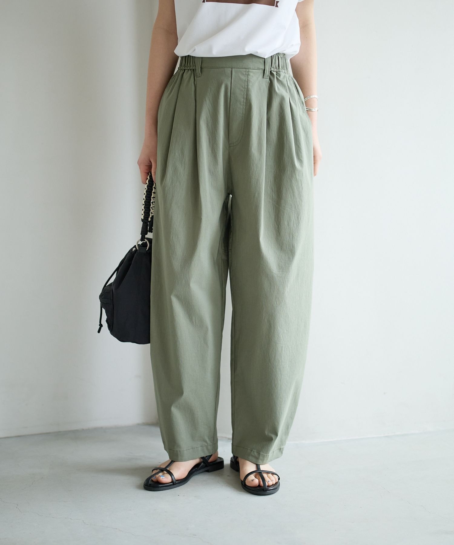 【ベイフロー/BAYFLOW】の吸水速乾/接触冷感/UVカット テックリネンバルーンパンツ インテリア・キッズ・メンズ・レディースファッション・服の通販 founy(ファウニー) 　ファッション　Fashion　レディースファッション　Fashion for Women　パンツ　Pants & Trousers　おすすめ　Recommended / Our Picks　コンパクト　Compact, Small Size　ストレッチ　Stretch, Stretchy Fabric　バルーン　Balloon, Balloon Silhouette　フロント　Front, Front Design　吸水　Absorbent, Quick-Dry　夏　Summer　旅行　Travel　春　Spring　S/S・春夏　SS, Spring/Summer, Warm Season　楽ちん　Easy Fit, Comfortable　カーキ78|ID: prp329100004986678 ipo3291000000037352935