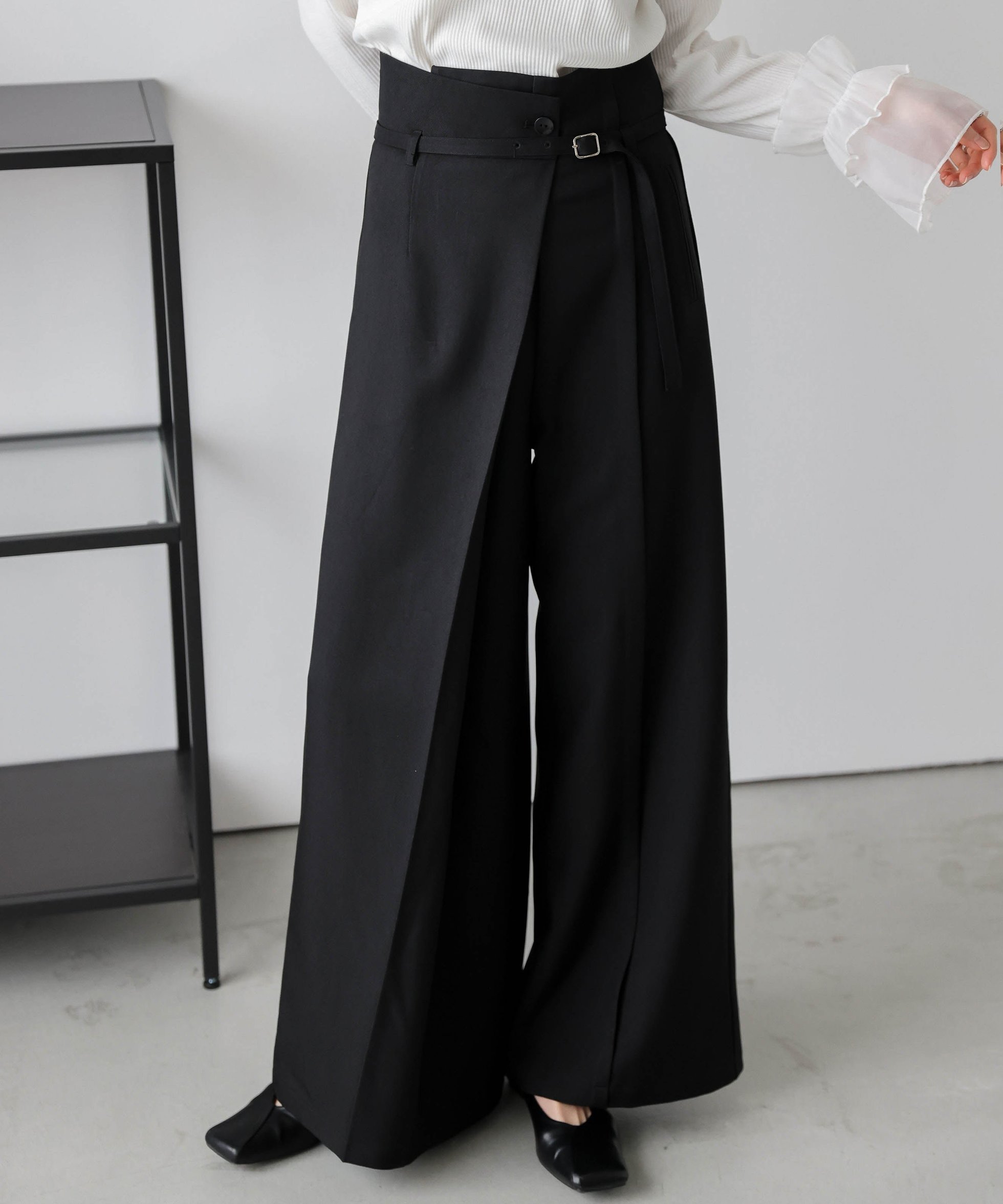 【ラジュール/Lajour】の日本製 ラップデザインパンツ インテリア・キッズ・メンズ・レディースファッション・服の通販 founy(ファウニー) 　ファッション　Fashion　レディースファッション　Fashion for Women　パンツ　Pants & Trousers　ツイル　Twist, Twisted Detail　マニッシュ　Mannish, Boyish　ラップ　Wrap, Wrap Design　日本製　Made In Japan　ブラック|ID: prp329100004986682 ipo3291000000037352958