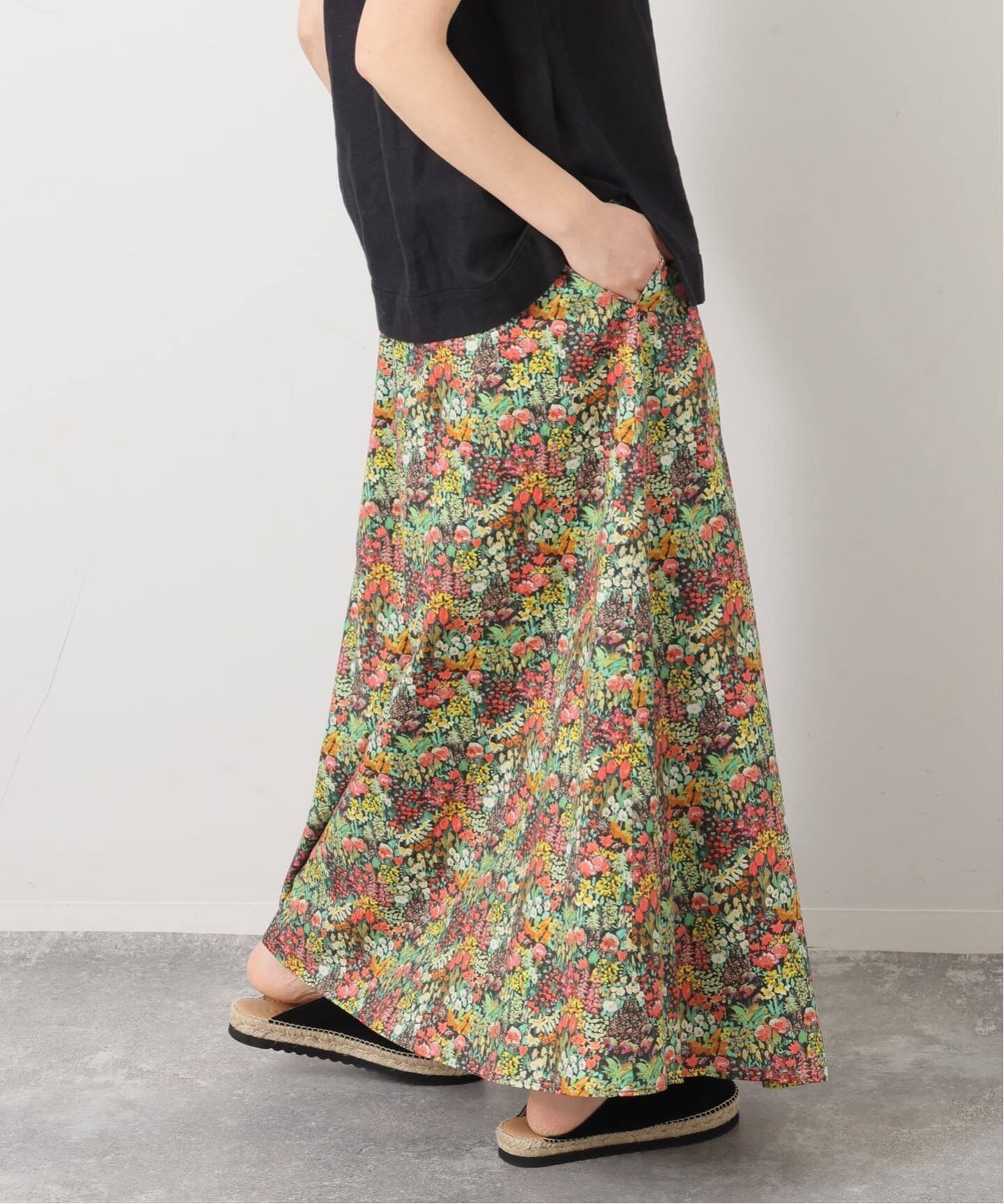 【ジャーナルスタンダード ラックス/journal standard luxe】のリバティフラワー スカート 大人の最旬トレンドファッション＆コーディネート founy(ファウニー) 　ファッション　Fashion　レディースファッション　Fashion for Women　スカート　Skirts　2026年　2026　2026春夏・S/S　Spring/Summer 2026 SS26　なめらか　Smooth, Silky Texture　オレンジ　Orange　スマート　Smart, Elegant　フラワー　Flower, Floral　プリント　Print, Printed Pattern　ポケット　Pocket, Pocket Detail　マキシ　Maxi, Full Length　 other-1|ID: prp329100004986722 ipo3291000000037353200