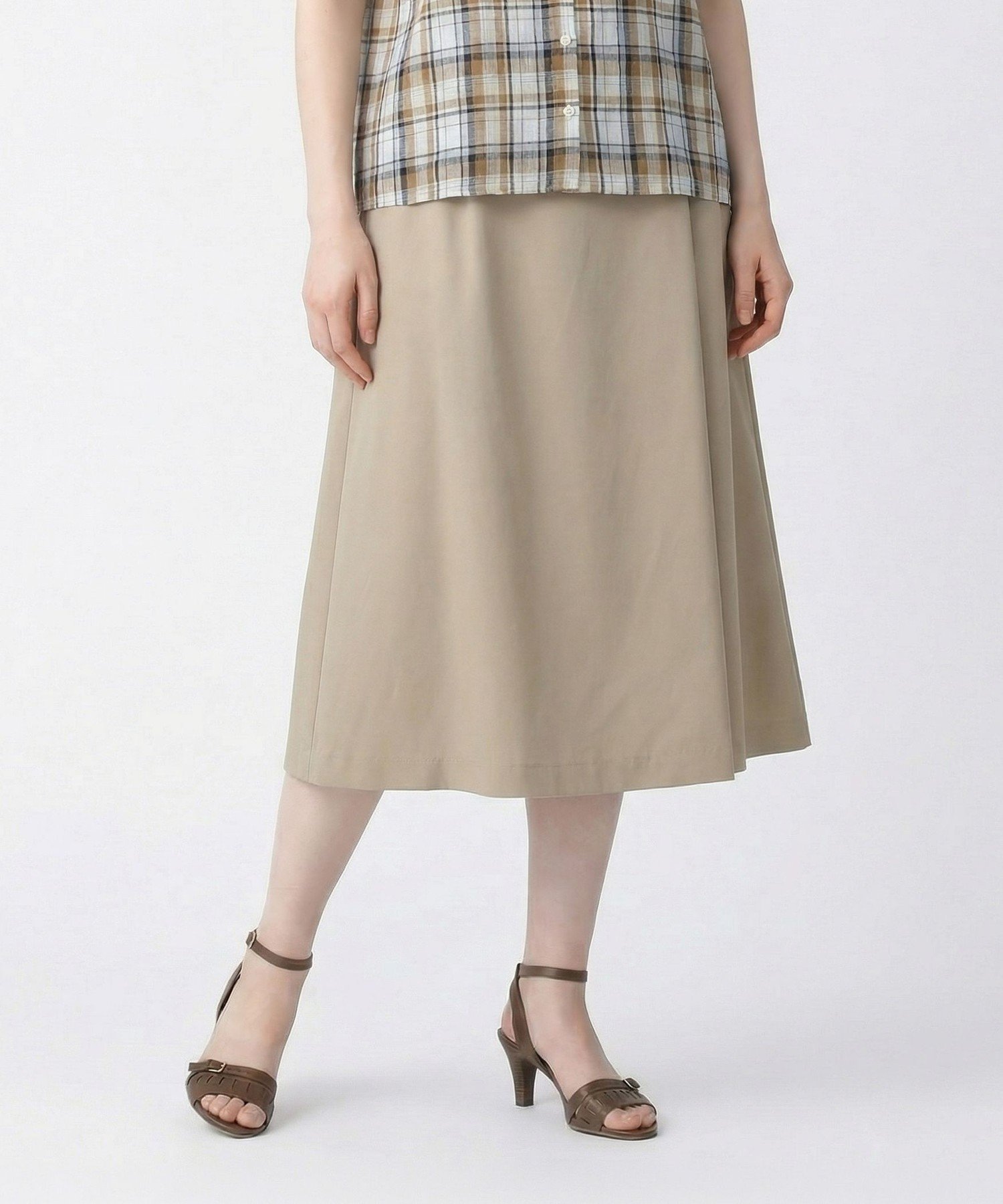 【スキャパ/SCAPA】のシャンブレーフィブリルスカート インテリア・キッズ・メンズ・レディースファッション・服の通販 founy(ファウニー) 　ファッション　Fashion　レディースファッション　Fashion for Women　スカート　Skirts　とろみ　Fluid, Flowy Fabric　オケージョン　Occasion Wear　シャンブレー　Chambray, Denim-Like Fabric　シンプル　Simple, Minimal　ドレープ　Drape, Draping Fabric　エレガント 上品　Elegant　ブラウン|ID: prp329100004986728 ipo3291000000037353220