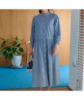 【キャラオクルス/CARA OCRUZ】の小花柄インディゴデニムのワンピース 大人の最旬トレンドファッション＆コーディネート founy(ファウニー) ファッション Fashion レディースファッション Fashion for Women ワンピース Dresses ウォッシャブル Machine Washable ギャザー Gathered, Ruffled バランス Balance, Style Balance ポケット Pocket, Pocket Detail |ID:prp329100004986830