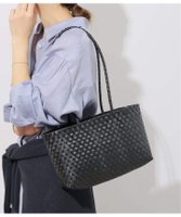 【ジャーナルスタンダード レリューム/JOURNAL STANDARD relume】の【NHE/ニエ】NGANG LONG HAND かごバッグ 大人の最旬トレンドファッション＆コーディネート founy(ファウニー) ファッション Fashion レディースファッション Fashion for Women バッグ Bags コンパクト Compact, Small Size スマート Smart, Elegant 手編み Hand-Knitted, Handmade Knit ハンド Hand, Handmade 2026年 2026 2026春夏・S/S Spring/Summer 2026 SS26 |ID:prp329100004986899