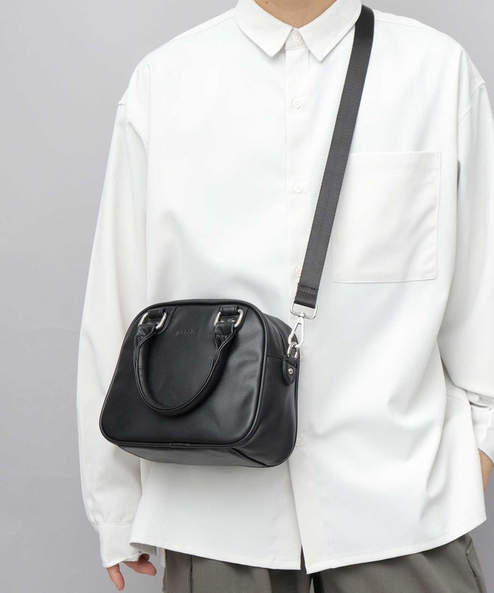 【エーエムエス/A.M.S】のショルダーバッグ ハンドバッグ 2way ミニバッグ グラベラ glabella インテリア・キッズ・メンズ・レディースファッション・服の通販 founy(ファウニー) https://founy.com/ ファッション Fashion レディースファッション Fashion for Women アクセサリー Fashion Accessories コンパクト Compact, Small Size コーティング Coating, Coated Finish シューズ Shoes, Footwear ショルダー Shoulder, Shoulder Strap シルバー Silver, Metallic Silver シンプル Simple, Minimal スタンダード Standard, Basic 財布 Wallet, Purse ダブル Double, Double-Breasted トレンド Trend, Trending Now ドレス Dress, One-Piece 台形 A-Line, Trapezoid Shape ボストン Boston ポケット Pocket, Pocket Detail 帽子 Hat, Headwear メタル Metal, Metal Parts メンズ Men's, Menswear 無地 Plain, Solid Color おすすめ Recommended / Our Picks 旅行 Travel エレガント 上品 Elegant ギフト プレゼント Gift / Present |ID: prp329100004986929 ipo3291000000037357397