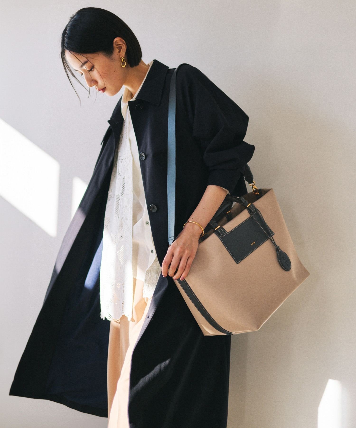 【ロペ/ROPE'】の【E POR】BOAT BAG Large/A4対応・撥水・軽量・26SS新色 インテリア・キッズ・メンズ・レディースファッション・服の通販 founy(ファウニー) 　ファッション　Fashion　レディースファッション　Fashion for Women　エレガント 上品　Elegant　軽量　Lightweight, Ultra Light　ショルダー　Shoulder, Shoulder Strap　ボンディング　Bonding, Bonded Fabric　ポケット　Pocket, Pocket Detail　マグネット　Magnet, Magnetic Closure　S/S・春夏　SS, Spring/Summer, Warm Season　おすすめ　Recommended / Our Picks　夏　Summer　旅行　Travel　ビジネス 仕事 通勤　Business / Work / Commuting　2026年　2026　2026春夏・S/S　Spring/Summer 2026 SS26　ベージュ(27)|ID: prp329100004986945 ipo3291000000037357453