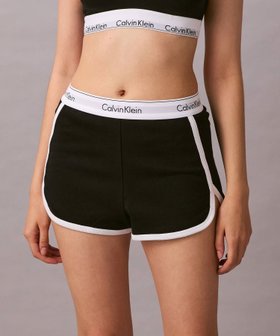 【カルバンクライン/Calvin Klein】の【公式ショップ】 カルバンクライン MODERN COTTON ルームショーツ Calvin Klein Underwear QS5982 大人の最旬トレンドファッション＆コーディネート founy(ファウニー) ファッション Fashion レディースファッション Fashion for Women 下着・ランジェリー Lingerie & Intimates ショーツ・ランジェリー用ボトムス Panties / Briefs / Lingerie Bottoms アンダーウェア・ベースインナー・肌着 Underwear / Base Layer / Undergarments クロップド Cropped, Short Length ショーツ Shorts, Short Pants ショート Short, Short Length ストレッチ Stretch, Stretchy Fabric ハーフ Half, Half-Length |ID:prp329100004986971