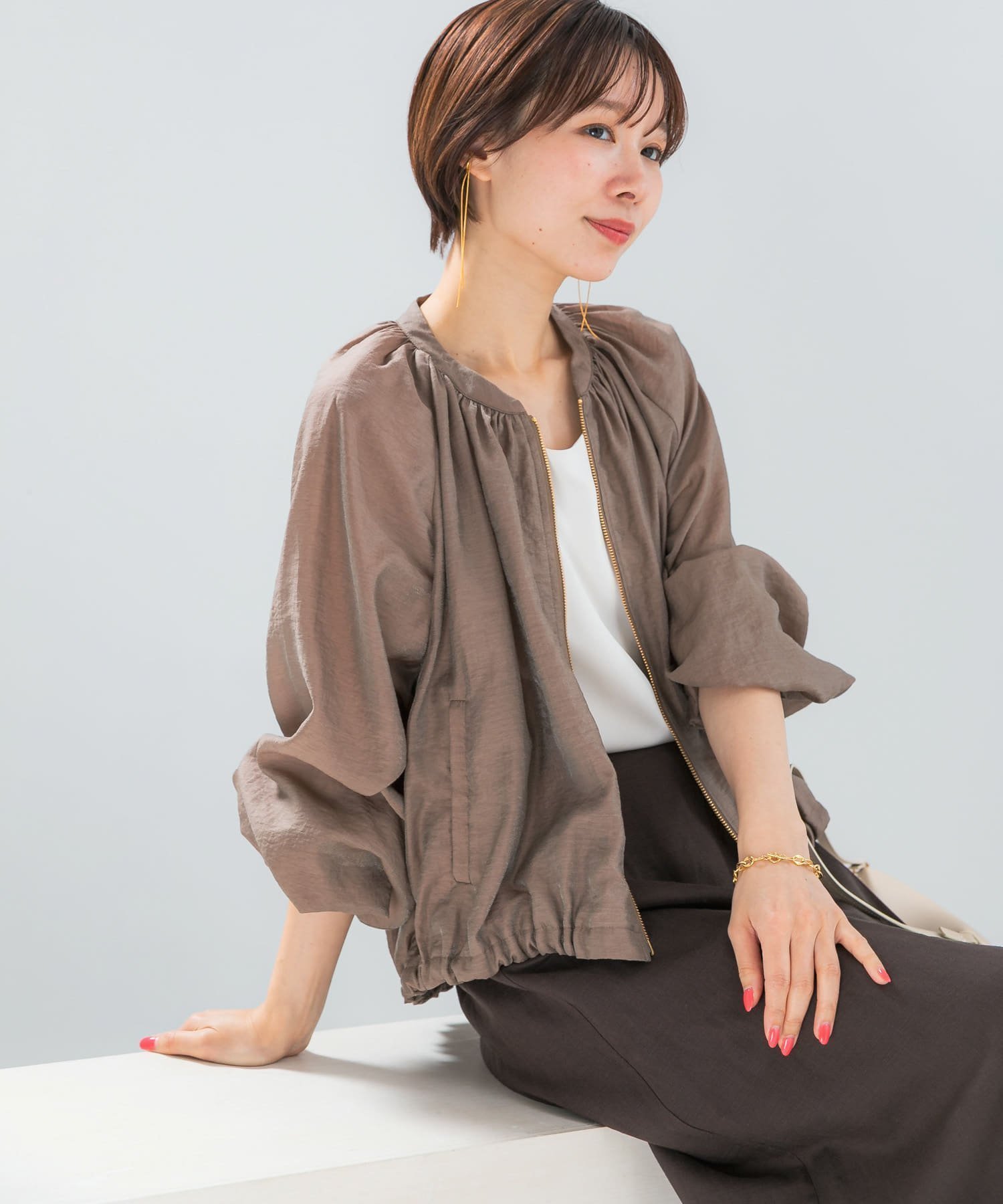 【アーバンリサーチ ロッソ/URBAN RESEARCH ROSSO】のシアーギャザーブルゾン 大人の最旬トレンドファッション＆コーディネート founy(ファウニー) 　ファッション　Fashion　レディースファッション　Fashion for Women　アウター　Coat / Outerwear Collection　ブルゾンジャケット・スポーティアウター　Blouson Jackets　ギャザー　Gathered, Ruffled　シアー　Sheer, See-Through　シンプル　Simple, Minimal　バランス　Balance, Style Balance　フォルム　Silhouette, Form　フロント　Front, Front Design　ブルゾン　Blouson, Bomber Jacket　S/S・春夏　SS, Spring/Summer, Warm Season　夏　Summer　2026年　2026　2026春夏・S/S　Spring/Summer 2026 SS26　 other-1|ID: prp329100004987068 ipo3291000000037358859