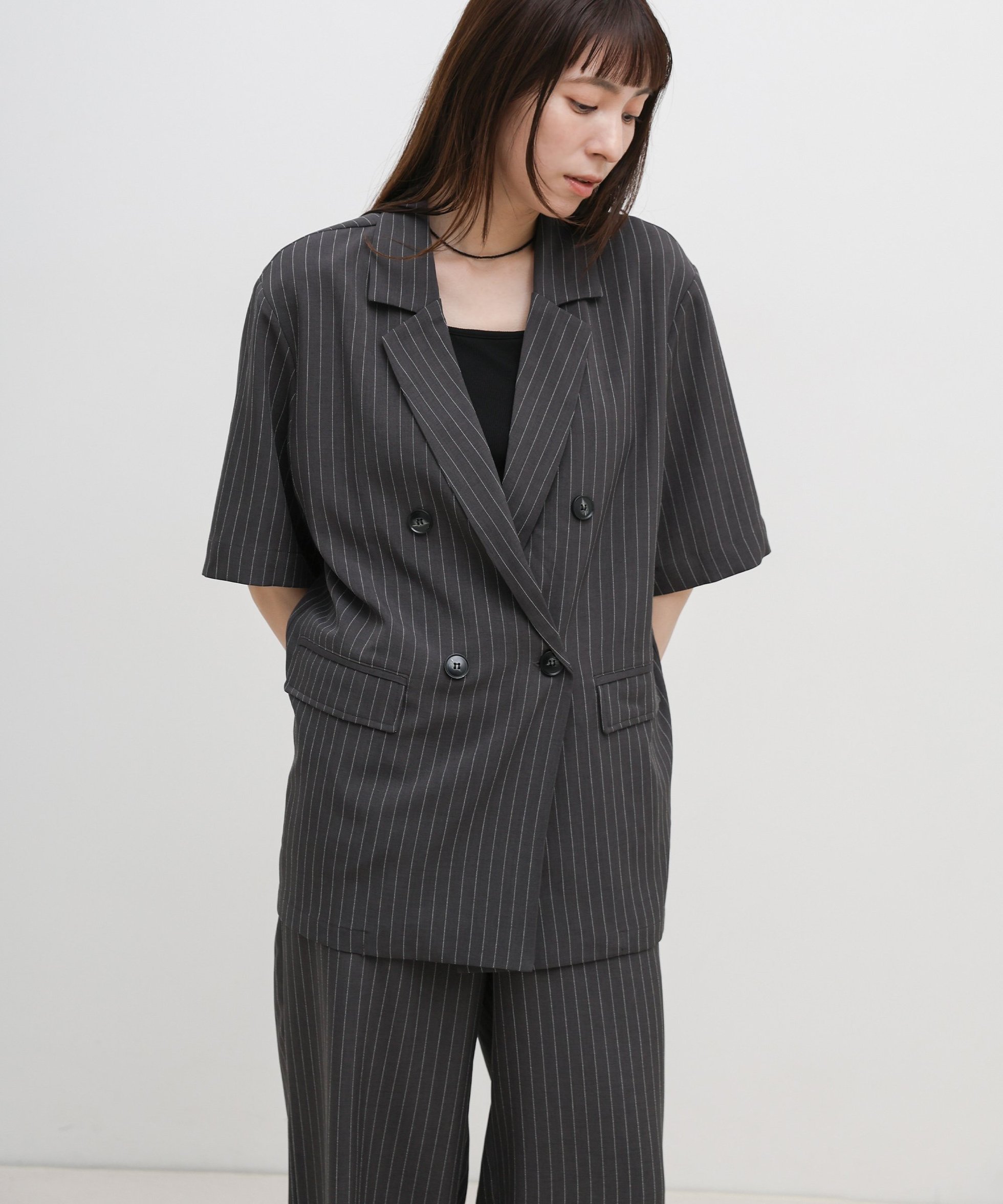 【セレクトモカ/SELECT MOCA】のピンストライプハーフスリーブジャケット【セットアップ対応可】 インテリア・キッズ・メンズ・レディースファッション・服の通販 founy(ファウニー) 　ファッション　Fashion　レディースファッション　Fashion for Women　アウター　Coat / Outerwear Collection　レディースジャケット・軽アウター　Jackets　ジャケット　Jacket, Outerwear　ストライプ　Stripe, Striped Pattern　セットアップ　Set-Up, Coordinated Outfit　半袖　Short Sleeve, Half Sleeve　チャコールグレー-920|ID: prp329100004987073 ipo3291000000037358877