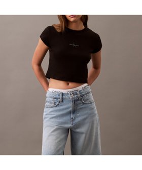 【カルバンクライン/Calvin Klein】の【公式ショップ】 カルバンクライン モノグラム ベイビーTシャツ Calvin Klein Jeans 47AB802 大人の最旬トレンドファッション＆コーディネート founy(ファウニー) ファッション Fashion レディースファッション Fashion for Women トップス・カットソー Cut & Sew Tops シャツ・ブラウス・オフィスカジュアル Elegant Blouses & Button-Ups ロングTシャツ・Tシャツ Longline T-Shirts & Tees アンダー Underwear Essentials エンブロイダリー Embroidery Design フィット Fit, Slim Fit ベビー Baby, Babywear ワイド Wide, Wide Fit |ID:prp329100004987086