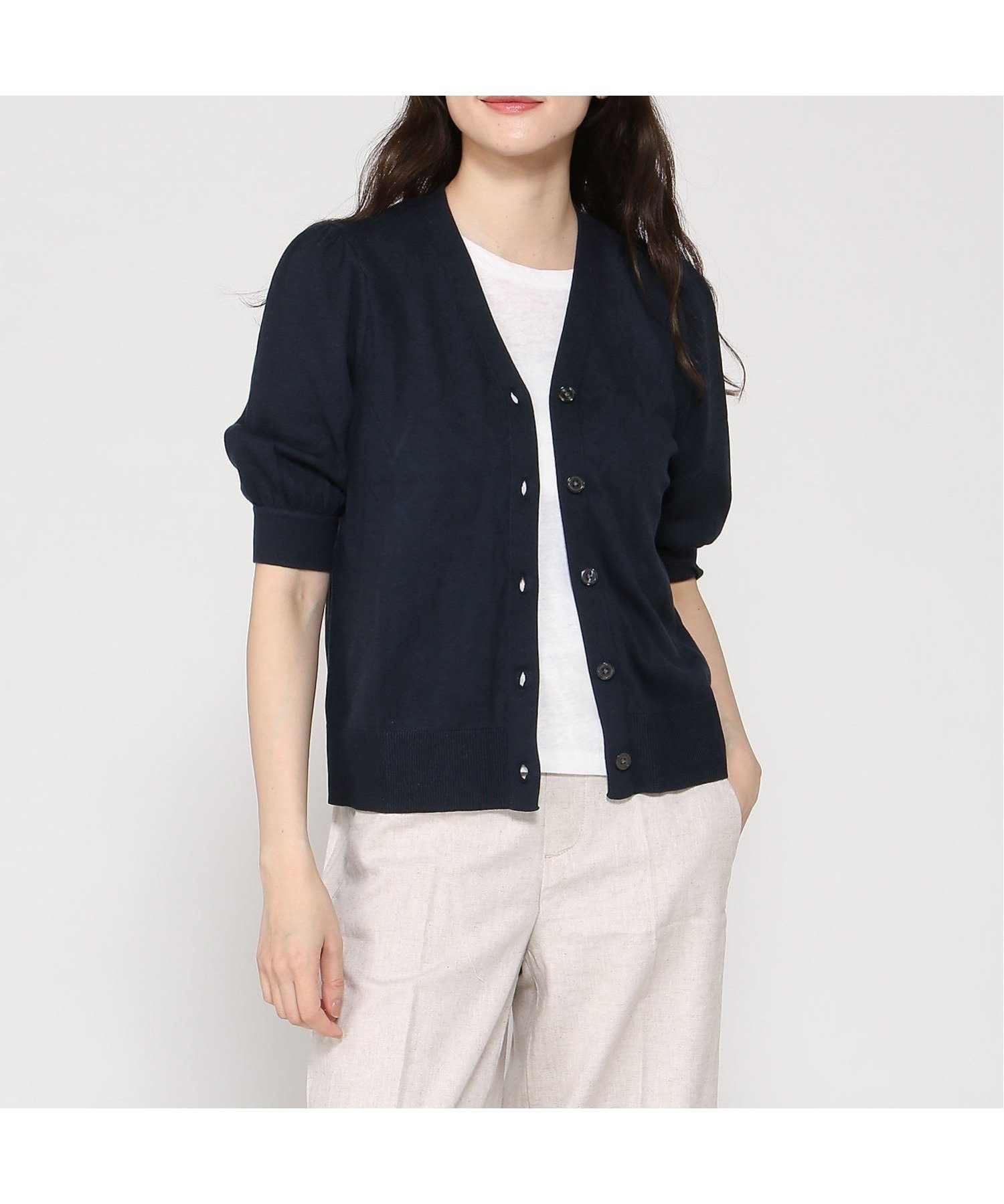 【バナナリパブリック ファクトリーストア/BANANA REPUBLIC FACTORY STORE】の日本限定 パフスリーブ Vネック カーディガン インテリア・キッズ・メンズ・レディースファッション・服の通販 founy(ファウニー) ファッション Fashion レディースファッション Fashion for Women トップス・カットソー Cut & Sew Tops カーディガン・羽織り Layered Style Cardigans Vネックトップス V-Neck Tops / V-Cut Neckline Shirts カーディガン Cardigan, Knitwear スマート Smart, Elegant スリーブ Sleeve, Long Sleeve / Short Sleeve ベーシック Basic, Essential PREPPY_NAVY|ID: prp329100004987088 ipo3291000000037358980