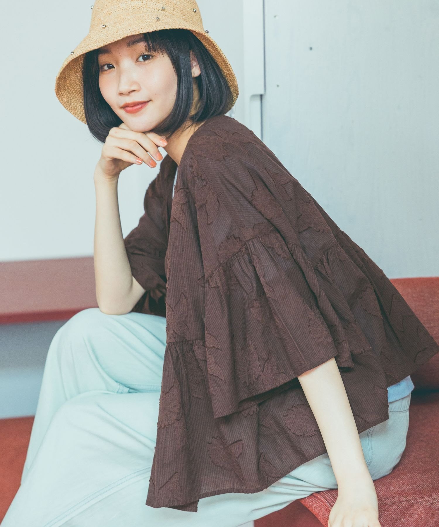 【ニコアンド/niko and】のアソートジャガード2WAYブラウス インテリア・キッズ・メンズ・レディースファッション・服の通販 founy(ファウニー) 　ファッション　Fashion　レディースファッション　Fashion for Women　トップス・カットソー　Cut & Sew Tops　シャツ・ブラウス・オフィスカジュアル　Elegant Blouses & Button-Ups　おすすめ　Recommended / Our Picks　カーディガン　Cardigan, Knitwear　ダウン　Down, Puffer　デニム　Denim, Jeans Material　バランス　Balance, Style Balance　フラワー　Flower, Floral　エレガント 上品　Elegant　ブラウン|ID: prp329100004987109 ipo3291000000037359091