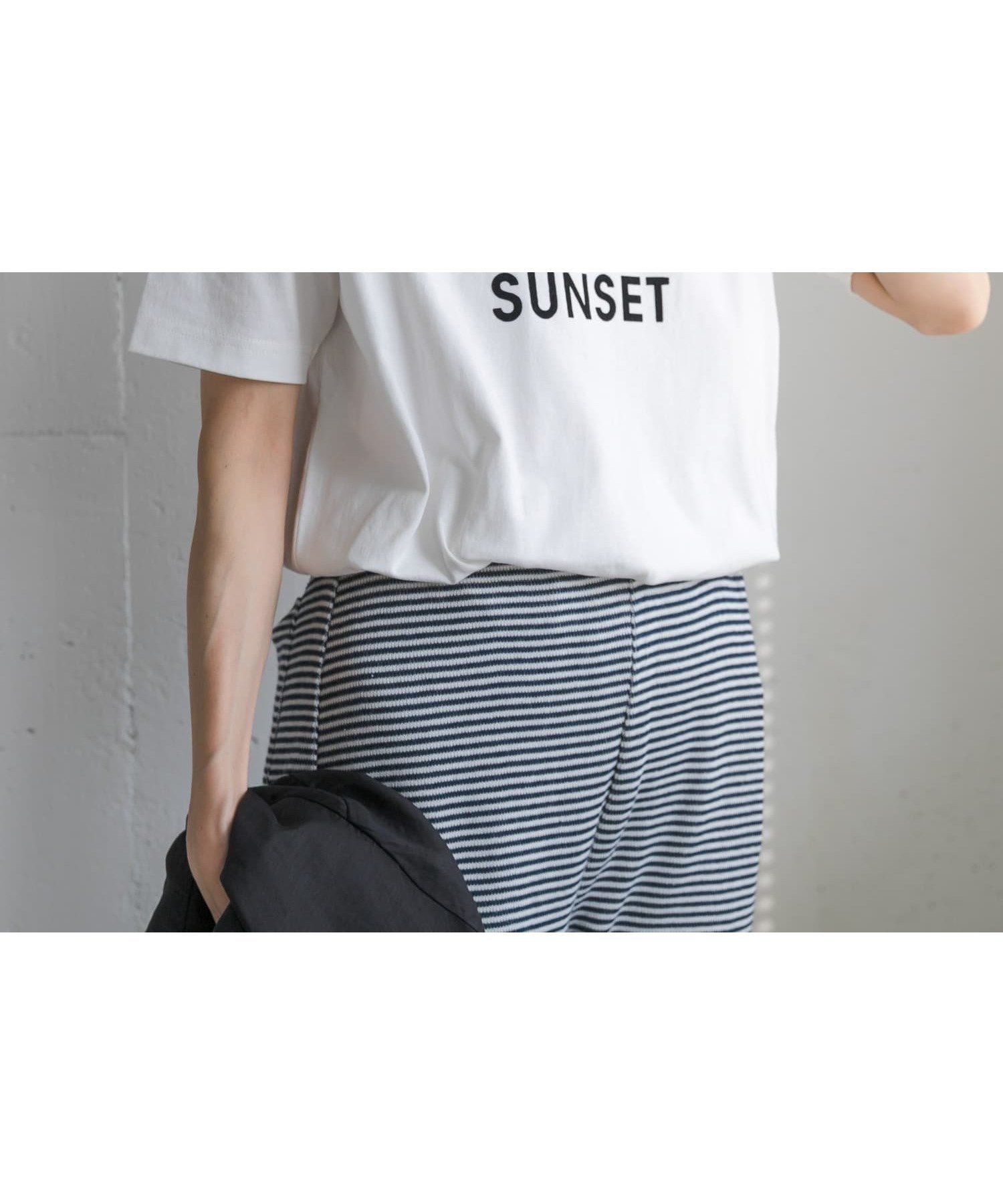 【アーバンリサーチ ドアーズ/URBAN RESEARCH DOORS】の『一部WEB限定カラー』FORK SPOON フロッキーロゴショートスリーブTシャツ インテリア・キッズ・メンズ・レディースファッション・服の通販 founy(ファウニー) 　ファッション　Fashion　レディースファッション　Fashion for Women　トップス・カットソー　Cut & Sew Tops　シャツ・ブラウス・オフィスカジュアル　Elegant Blouses & Button-Ups　ロングTシャツ・Tシャツ　Longline T-Shirts & Tees　キャミソール　Camisole, Spaghetti Strap Top　シンプル　Simple, Minimal　プリント　Print, Printed Pattern　ベーシック　Basic, Essential　S/S・春夏　SS, Spring/Summer, Warm Season　夏　Summer　2026年　2026　2026春夏・S/S　Spring/Summer 2026 SS26　その他1|ID: prp329100004987124 ipo3291000000037359212