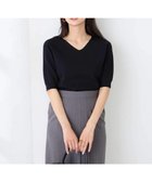 【アー ヴェー ヴェー/a.v.v】のハーフスリーブVネックサマーニット【洗える/接触冷感/UVカット】 大人の最旬トレンドファッション＆コーディネート founy(ファウニー) ファッション Fashion レディースファッション Fashion for Women トップス・カットソー Cut & Sew Tops ニット Knit Tops & Sweaters Vネックトップス V-Neck Tops / V-Cut Neckline Shirts アンサンブル Ensemble Set インナー Innerwear 春 Spring 洗える Machine Washable 秋 Autumn カーディガン Cardigan, Knitwear サマー Summer, Summer Style ジャケット Jacket, Outerwear スリーブ Sleeve, Long Sleeve / Short Sleeve デニム Denim, Jeans Material トレンド Trend, Trending Now ハーフ Half, Half-Length ベーシック Basic, Essential 冬 Winter / This Winter 再入荷 Restock / Back in Stock おすすめ Recommended / Our Picks 夏 Summer ビジネス 仕事 通勤 Business / Work / Commuting thumbnail ブラック|ID: prp329100004987128 ipo3291000000037359242