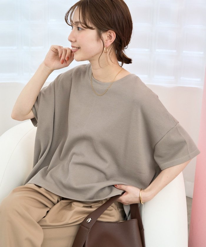 【フリークスストア/FREAK'S STORE】の限定展開 ミニ ワッフル ショート ラウンド 半袖 Tシャツ インテリア・キッズ・メンズ・レディースファッション・服の通販 founy(ファウニー) 　ファッション　Fashion　レディースファッション　Fashion for Women　トップス・カットソー　Cut & Sew Tops　シャツ・ブラウス・オフィスカジュアル　Elegant Blouses & Button-Ups　ロングTシャツ・Tシャツ　Longline T-Shirts & Tees　2026年　2026　2026春夏・S/S　Spring/Summer 2026 SS26　カットソー　Cut and Sewn Top　ショルダー　Shoulder, Shoulder Strap　ショート　Short, Short Length　シンプル　Simple, Minimal　ドロップ　Drop Shoulder, Dropped Style　ボトム　Bottoms, Lower Wear　ラウンド　Round, Round Neck　ワッフル　Waffle, Waffle Knit　半袖　Short Sleeve, Half Sleeve　夏　Summer　S/S・春夏　SS, Spring/Summer, Warm Season　ベージュ|ID: prp329100004987130 ipo3291000000037359260