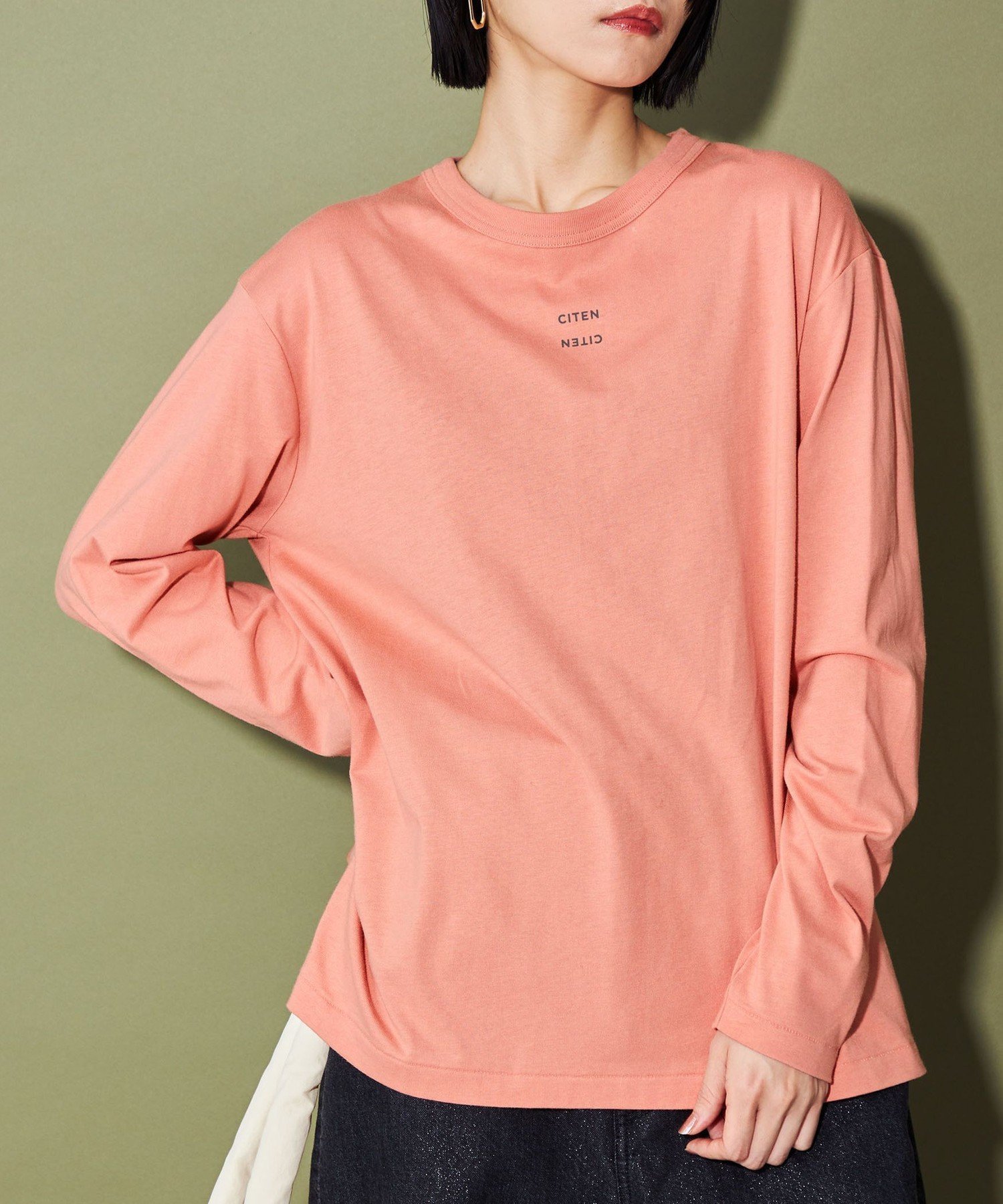 【シテン/CITEN】のロゴロンT インテリア・キッズ・メンズ・レディースファッション・服の通販 founy(ファウニー) 　ファッション　Fashion　レディースファッション　Fashion for Women　トップス・カットソー　Cut & Sew Tops　ロングTシャツ・Tシャツ　Longline T-Shirts & Tees　インナー　Innerwear　カットソー　Cut and Sewn Top　カーディガン　Cardigan, Knitwear　シンプル　Simple, Minimal　バランス　Balance, Style Balance　ビスチェ　Bustier, Corset Top　フィット　Fit, Slim Fit　ベスト　Vest, Waistcoat　ベーシック　Basic, Essential　ボックス　Boxy, Box Shape　ルーズ　Loose, Oversized　A/W・秋冬　Autumn/Winter　おすすめ　Recommended / Our Picks　SHERBET|ID: prp329100004987136 ipo3291000000037359315