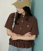 【フリークスストア/FREAK'S STORE】の別注 裾 フリル シャツ 限定展開 大人の最旬トレンドファッション＆コーディネート founy(ファウニー) ファッション Fashion レディースファッション Fashion for Women トップス・カットソー Cut & Sew Tops シャツ・ブラウス・オフィスカジュアル Elegant Blouses & Button-Ups 2026年 2026 2026春夏・S/S Spring/Summer 2026 SS26 スペシャル Special, Limited Edition フリル Frill, Ruffle ベーシック Basic, Essential ロング Long, Long-Length ワンポイント One Point, Statement Accent 別注 Limited Edition, Custom Order 夏 Summer S/S・春夏 SS, Spring/Summer, Warm Season thumbnail ブラウン|ID: prp329100004987148 ipo3291000000037359436