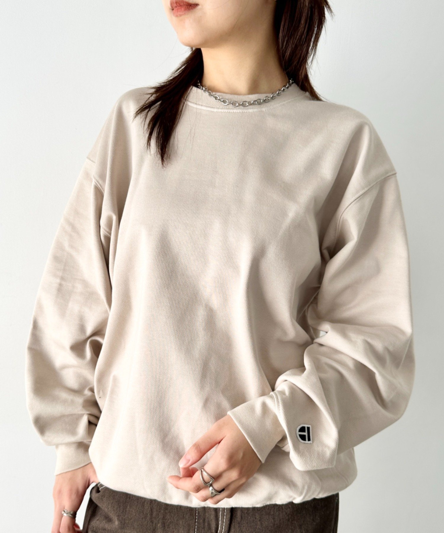 【アウトフィッター ラボ/Outfitter lab】のNEWTRAL(ニュートラル)/214 11.2oz Standard Emblem CN Sweat インテリア・キッズ・メンズ・レディースファッション・服の通販 founy(ファウニー) 　ファッション　Fashion　レディースファッション　Fashion for Women　トップス・カットソー　Cut & Sew Tops　レディースパーカー・カジュアルフーディー　Casual Hoodies & Sweatshirts　スウェット・クルーネックトップス　Sweatshirts & Crewnecks / Relaxed Fit Sweat Tops　インナー　Innerwear　カットソー　Cut and Sewn Top　シンプル　Simple, Minimal　スウェット / スエット　Sweatshirt, Sweatwear　スタンダード　Standard, Basic　定番　Standard, Basic Item　なめらか　Smooth, Silky Texture　長袖　Long Sleeve, Full Sleeve　パフォーマンス　Performance, Active Function　ベーシック　Basic, Essential　メンズ　Men's, Menswear　無地　Plain, Solid Color　冬　Winter / This Winter　A/W・秋冬　Autumn/Winter　おすすめ　Recommended / Our Picks　エレガント 上品　Elegant　サンドベージュ|ID: prp329100004987157 ipo3291000000037359492
