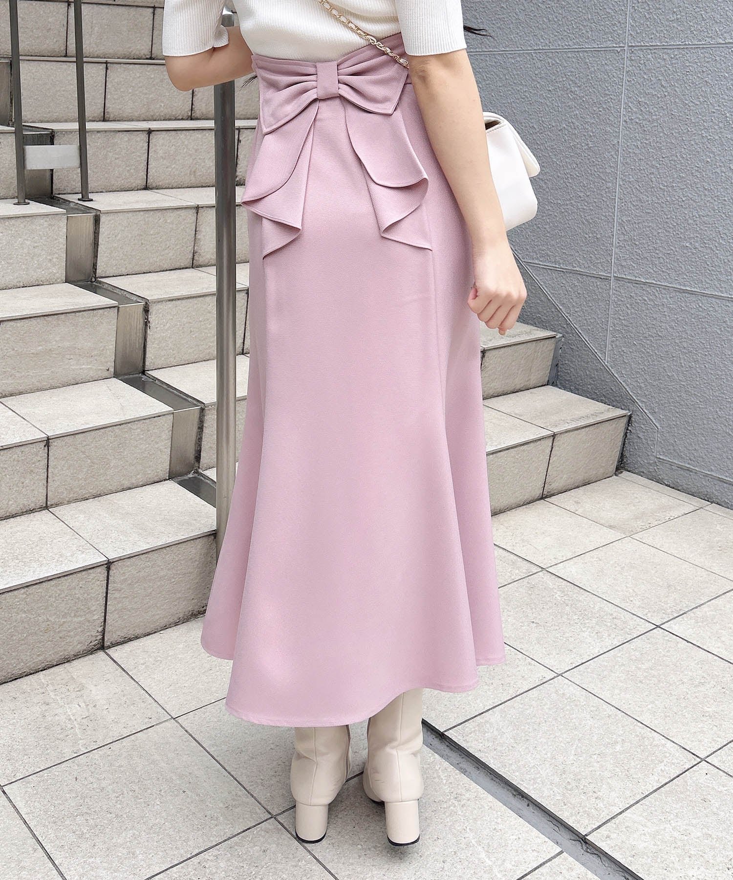 【イング/INGNI】のBackリボンマーメイドスカート インテリア・キッズ・メンズ・レディースファッション・服の通販 founy(ファウニー) 　ファッション　Fashion　レディースファッション　Fashion for Women　スカート　Skirts　ギンガム　Gingham, Gingham Fabric　ショート　Short, Short Length　シンプル　Simple, Minimal　スマホ　Smartphone, Mobile Device　トレンド　Trend, Trending Now　バランス　Balance, Style Balance　フェミニン　Feminine, Girly　マーメイド　Mermaid, Fishtail Silhouette　無地　Plain, Solid Color　リボン　Ribbon, Bow　ロング　Long, Long-Length　おすすめ　Recommended / Our Picks　エレガント 上品　Elegant　ピンク|ID: prp329100004987199 ipo3291000000037359786