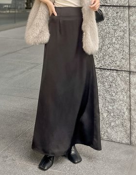 【リエディ/Re:EDIT】のサテンナロースカート 大人の最旬トレンドファッション＆コーディネート founy(ファウニー) ファッション Fashion レディースファッション Fashion for Women スカート Skirts なめらか Smooth, Silky Texture オケージョン Occasion Wear コンパクト Compact, Small Size サテン Satin, Glossy Fabric スニーカー Sneakers, Trainers セレモニー Ceremony バランス Balance, Style Balance フェミニン Feminine, Girly エレガント 上品 Elegant |ID:prp329100004987242