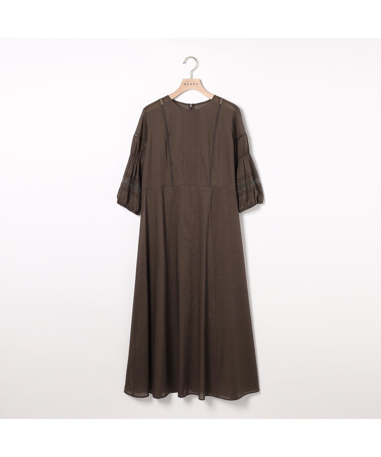 【スキャパ/SCAPA】のコットンローンワンピース インテリア・キッズ・メンズ・レディースファッション・服の通販 founy(ファウニー) 　ファッション　Fashion　レディースファッション　Fashion for Women　ワンピース　Dresses　アンダー　Underwear Essentials　ドレス　Dress, One-Piece　フロント　Front, Front Design　ヨーク　Yoke, Yoke Design　レース　Lace, Lace Fabric　ダークブラウン|ID: prp329100004987272 ipo3291000000037360035