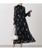 【プロポーション ボディドレッシング/PROPORTION BODY DRESSING】の花柄プリントギャザーワンピース 大人の最旬トレンドファッション＆コーディネート founy(ファウニー) ファッション Fashion レディースファッション Fashion for Women ワンピース Dresses ギャザー Gathered, Ruffled シフォン Chiffon, Lightweight Fabric ジョーゼット Georgette, Semi-Sheer Fabric スリーブ Sleeve, Long Sleeve / Short Sleeve パイピング Piping, Trim Design プリント Print, Printed Pattern エレガント 上品 Elegant 春 Spring 無地 Plain, Solid Color thumbnail ブラック|ID: prp329100004987290 ipo3291000000037360093
