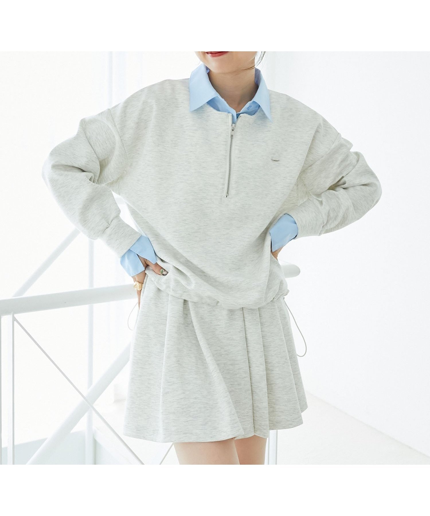 【マジェスティック レゴン/MAJESTIC LEGON】のレイヤード風スウェットセットアップ インテリア・キッズ・メンズ・レディースファッション・服の通販 founy(ファウニー) 　ファッション　Fashion　レディースファッション　Fashion for Women　トップス・カットソー　Cut & Sew Tops　レディースパーカー・カジュアルフーディー　Casual Hoodies & Sweatshirts　スウェット・クルーネックトップス　Sweatshirts & Crewnecks / Relaxed Fit Sweat Tops　厚底　Platform Shoes　ショルダー　Shoulder, Shoulder Strap　シンプル　Simple, Minimal　スウェット / スエット　Sweatshirt, Sweatwear　スニーカー　Sneakers, Trainers　セットアップ　Set-Up, Coordinated Outfit　ダウン　Down, Puffer　ドッキング　Docking, Mixed Material　ドロップ　Drop Shoulder, Dropped Style　フィット　Fit, Slim Fit　フェミニン　Feminine, Girly　ボトム　Bottoms, Lower Wear　ミュール　Mule, Backless Shoes　リラックス　Relax, Relaxed Fit　ロング　Long, Long-Length　再入荷　Restock / Back in Stock　おすすめ　Recommended / Our Picks　オートミール|ID: prp329100004987296 ipo3291000000037360119