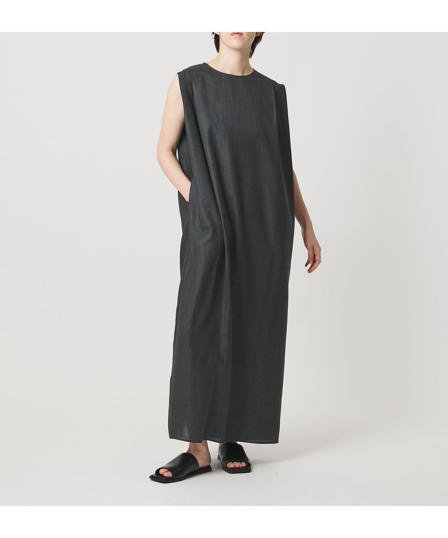 【ビューティ&ユース ユナイテッドアローズ/BEAUTY&YOUTH / UNITED ARROWS】のMARW UNITED ARROWS タック ドレープ ワンピース UVカット・接触冷感 インテリア・キッズ・メンズ・レディースファッション・服の通販 founy(ファウニー) 　ファッション　Fashion　レディースファッション　Fashion for Women　ワンピース　Dresses　ドレープ　Drape, Draping Fabric　人気　Popular, Best Seller　ボックス　Boxy, Box Shape　ポケット　Pocket, Pocket Detail　夏　Summer　ビジネス 仕事 通勤　Business / Work / Commuting　DK.GRAY|ID: prp329100004987304 ipo3291000000037360152