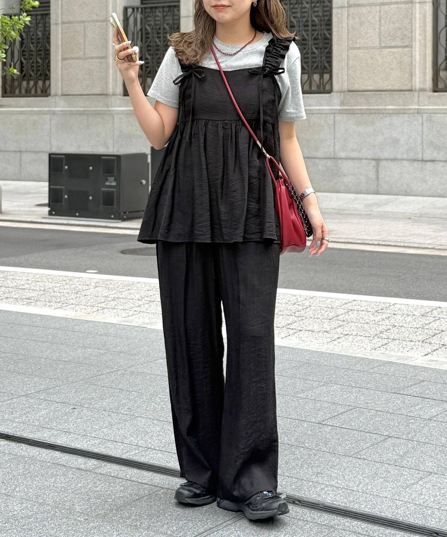 【シーピーシーエム/CPCM】のレーヨンフリルセットアップ インテリア・キッズ・メンズ・レディースファッション・服の通販 founy(ファウニー) 　ファッション　Fashion　レディースファッション　Fashion for Women　セットアップ　Matching Sets　インナー　Innerwear　サンダル　Sandals, Summer Shoes　シャーリング　Shirring, Ruched　ショルダー　Shoulder, Shoulder Strap　セットアップ　Set-Up, Coordinated Outfit　デニム　Denim, Jeans Material　フリル　Frill, Ruffle　リラックス　Relax, Relaxed Fit　ワイド　Wide, Wide Fit　おすすめ　Recommended / Our Picks　夏　Summer　ブラック|ID: prp329100004987305 ipo3291000000037360155