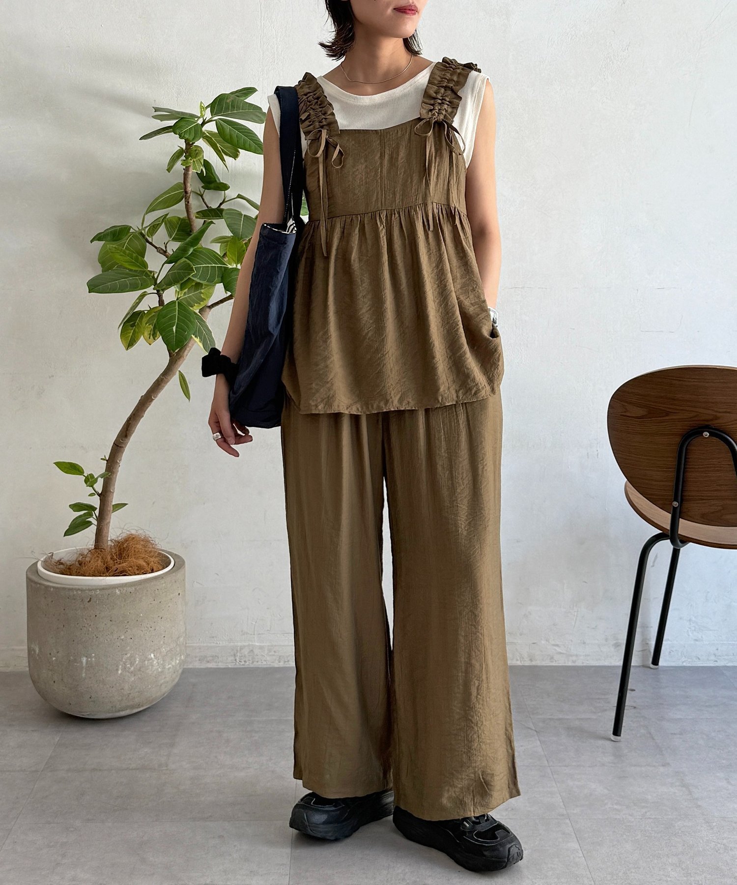 【シーピーシーエム/CPCM】のレーヨンフリルセットアップ インテリア・キッズ・メンズ・レディースファッション・服の通販 founy(ファウニー) 　ファッション　Fashion　レディースファッション　Fashion for Women　セットアップ　Matching Sets　インナー　Innerwear　サンダル　Sandals, Summer Shoes　シャーリング　Shirring, Ruched　ショルダー　Shoulder, Shoulder Strap　セットアップ　Set-Up, Coordinated Outfit　デニム　Denim, Jeans Material　フリル　Frill, Ruffle　リラックス　Relax, Relaxed Fit　ワイド　Wide, Wide Fit　おすすめ　Recommended / Our Picks　夏　Summer　カーキ|ID: prp329100004987305 ipo3291000000037360158