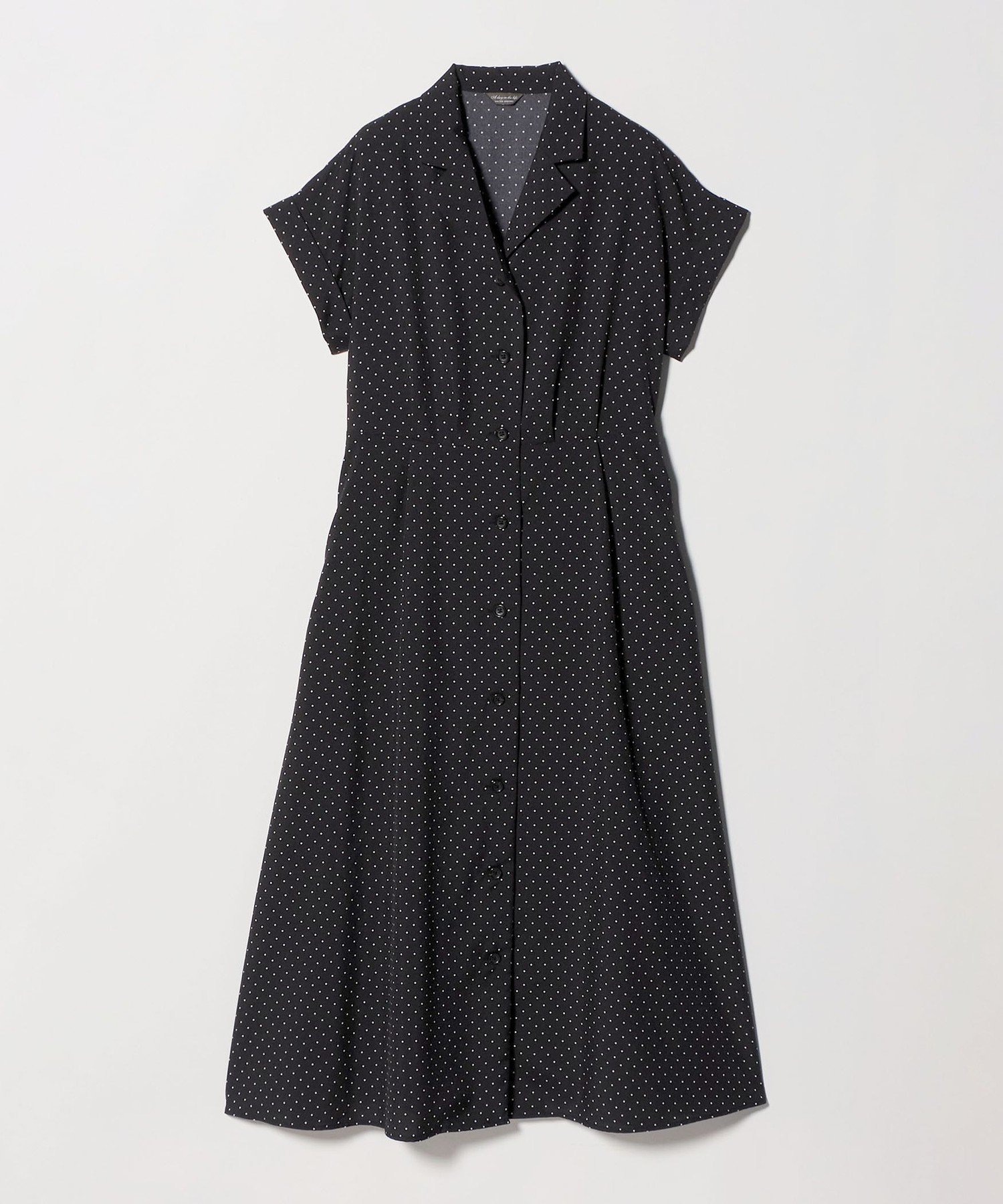 【ユナイテッドアローズ/UNITED ARROWS】のオープンカラー シャツワンピース -ウォッシャブル- A DAY IN THE LIFE インテリア・キッズ・メンズ・レディースファッション・服の通販 founy(ファウニー) 　ファッション　Fashion　レディースファッション　Fashion for Women　ワンピース　Dresses　シャツワンピース / 1枚で着映えコーデ　Shirt Dresses　ウォッシャブル　Machine Washable　クラシカル　Classical, Vintage-Inspired　シューズ　Shoes, Footwear　ジャケット　Jacket, Outerwear　ダブル　Double, Double-Breasted　トレンド　Trend, Trending Now　バランス　Balance, Style Balance　フェイス　Face, Facial Design　フラット　Flat, Flat Shoes　アウトレット　Outlet / Clearance　エレガント 上品　Elegant　ビジネス 仕事 通勤　Business / Work / Commuting　BLACK|ID: prp329100004987311 ipo3291000000037360178